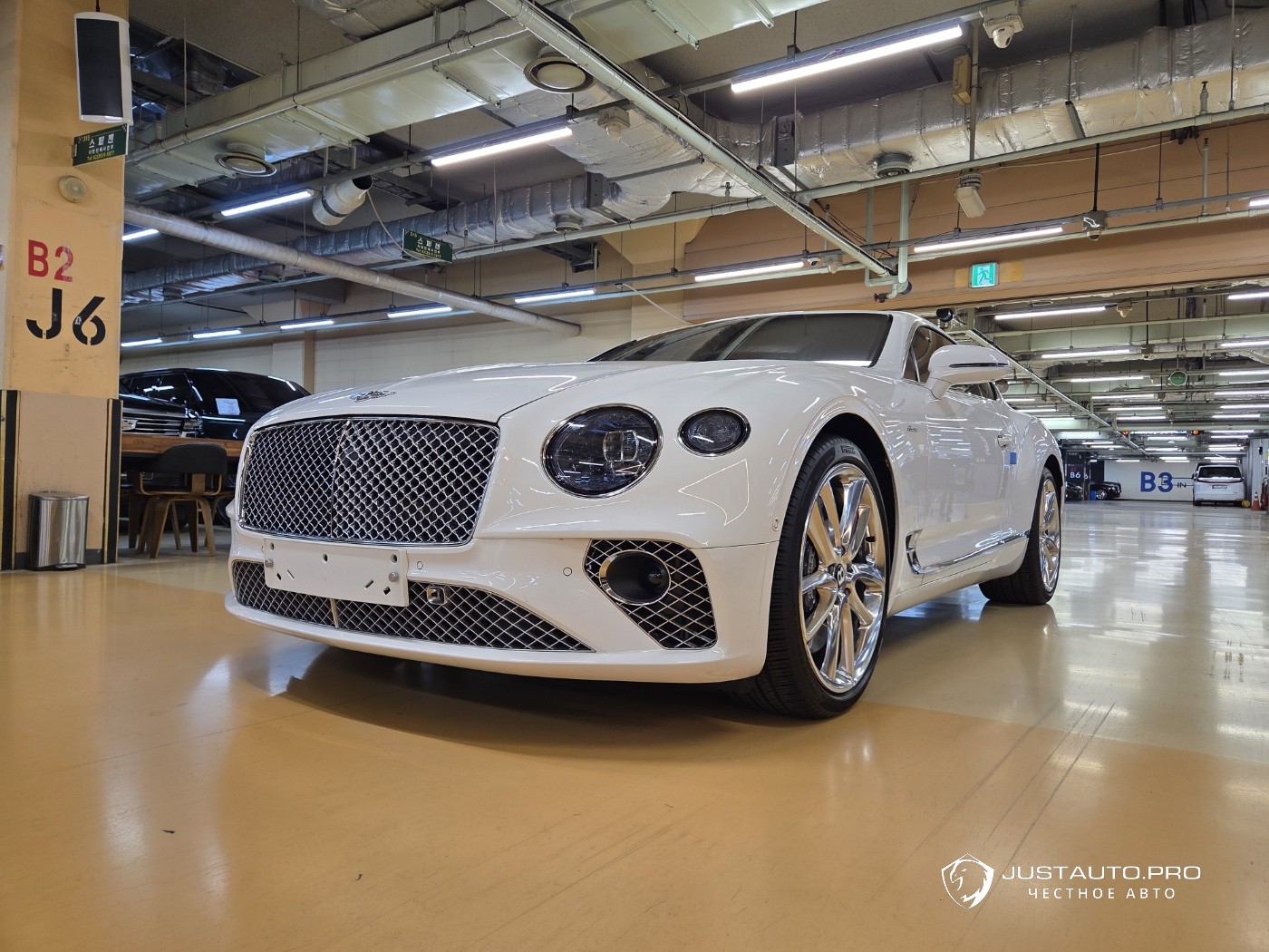 Автомобиль Bentley Continental
