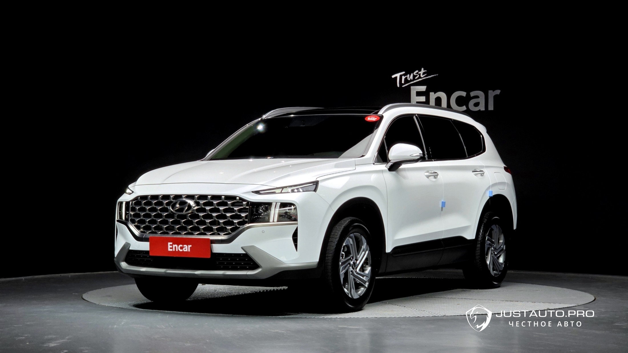 Автомобиль Hyundai Santafe