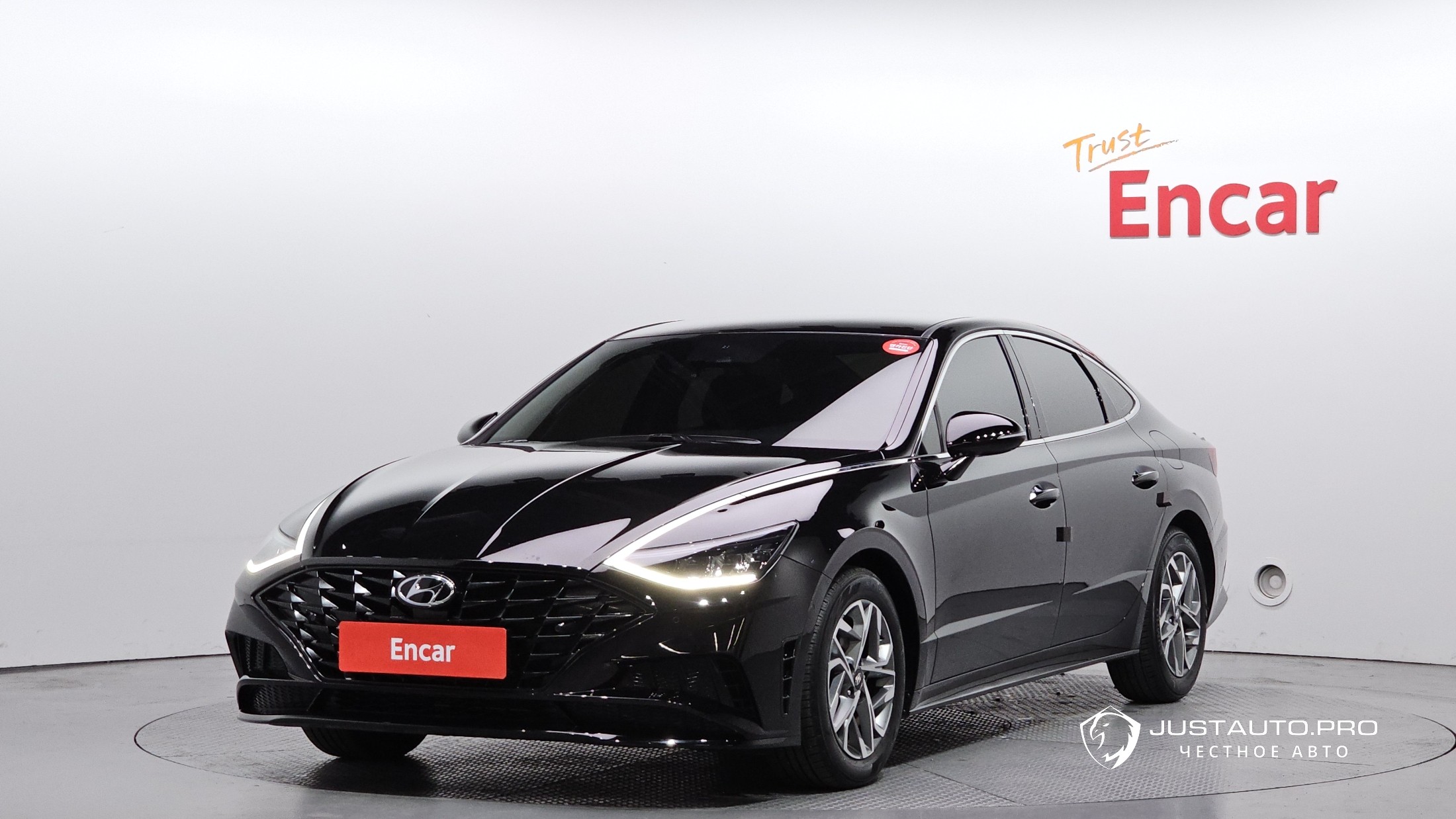Автомобиль Hyundai Sonata