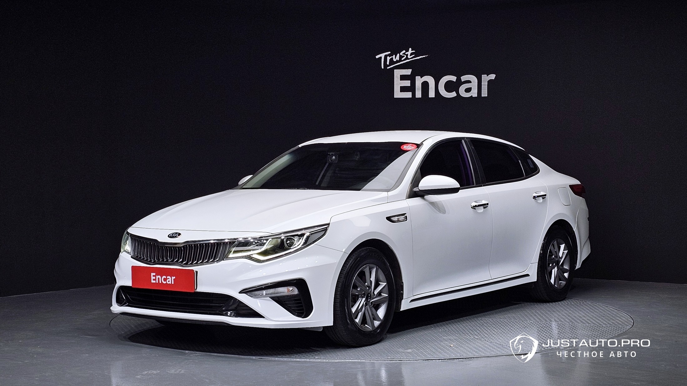 Автомобиль Kia K5