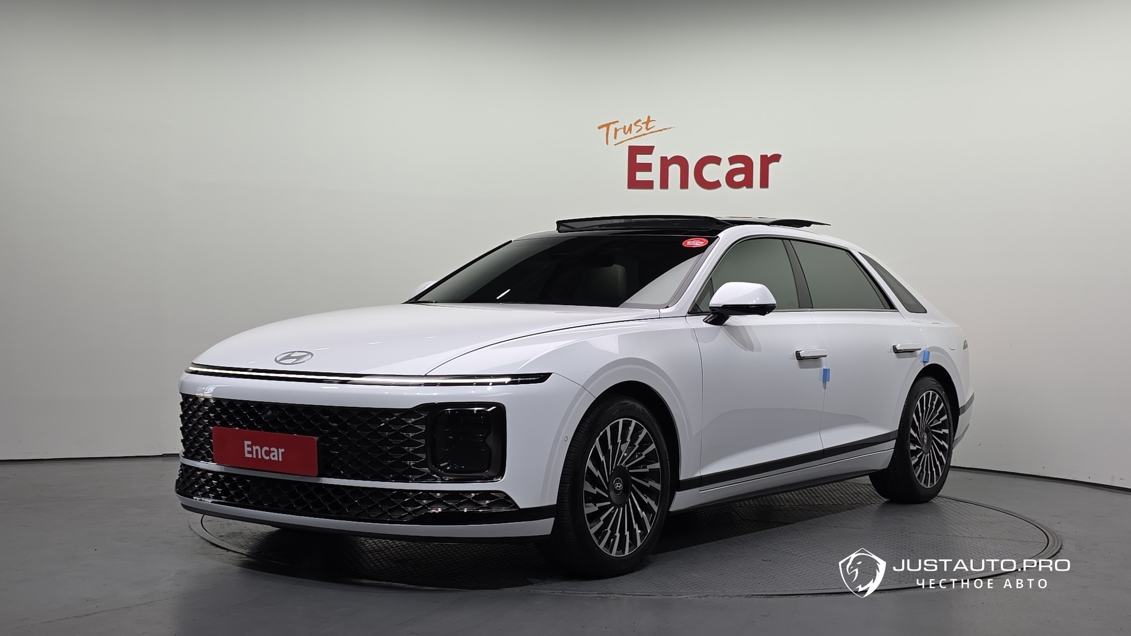 Автомобиль Hyundai Grandeur