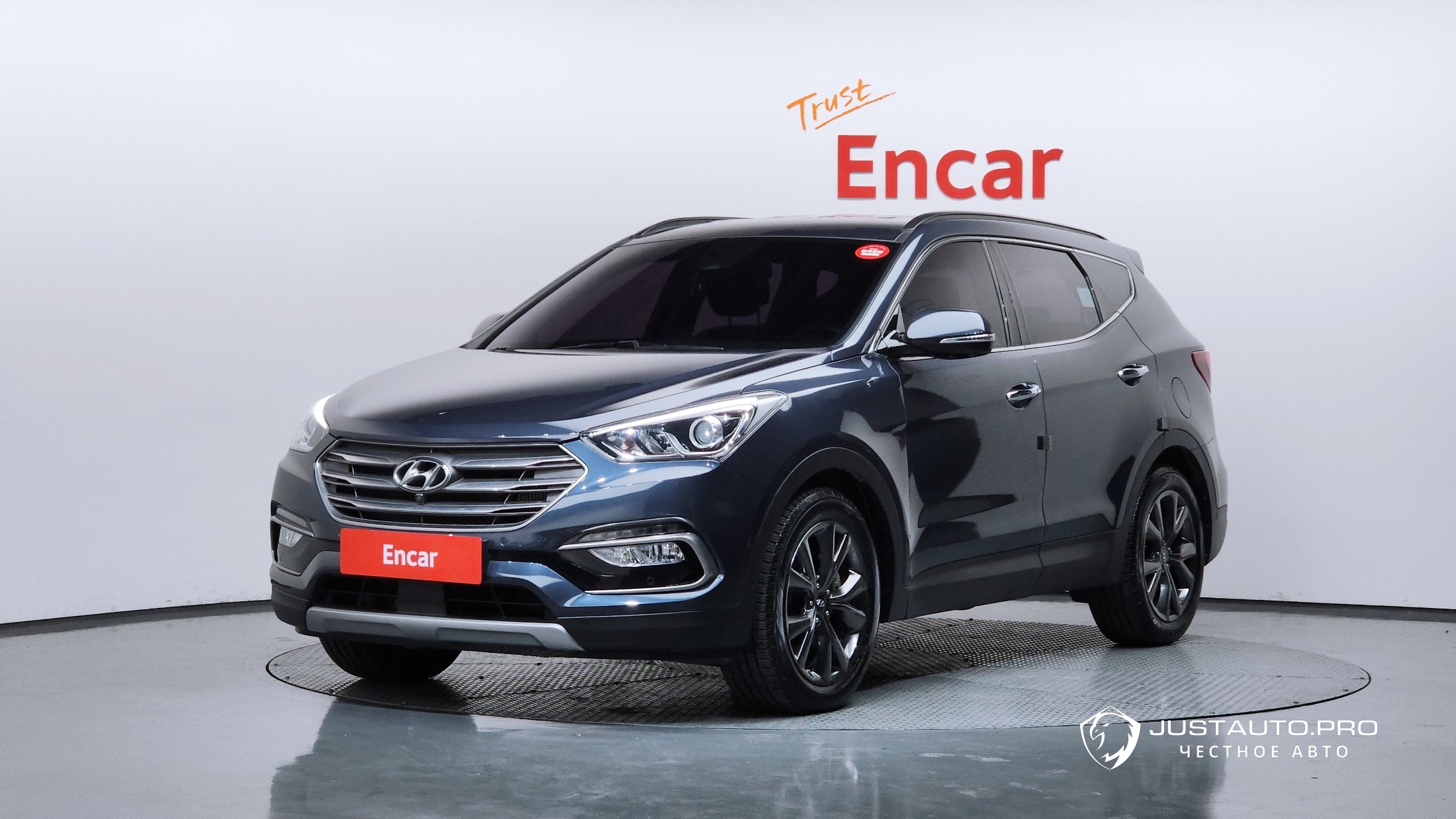 Автомобиль Hyundai Santafe