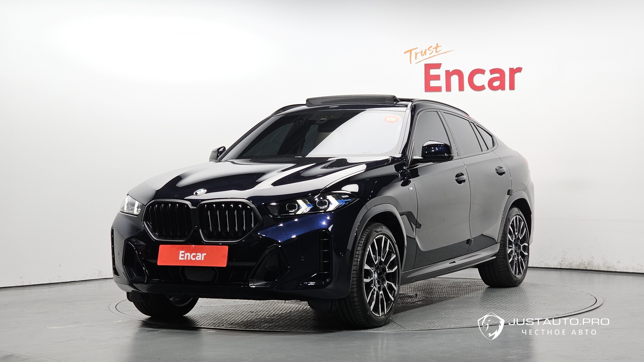 Автомобиль BMW X6