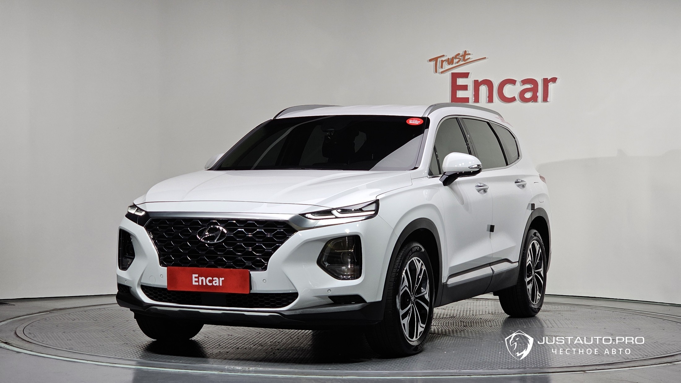 Автомобиль Hyundai Santafe