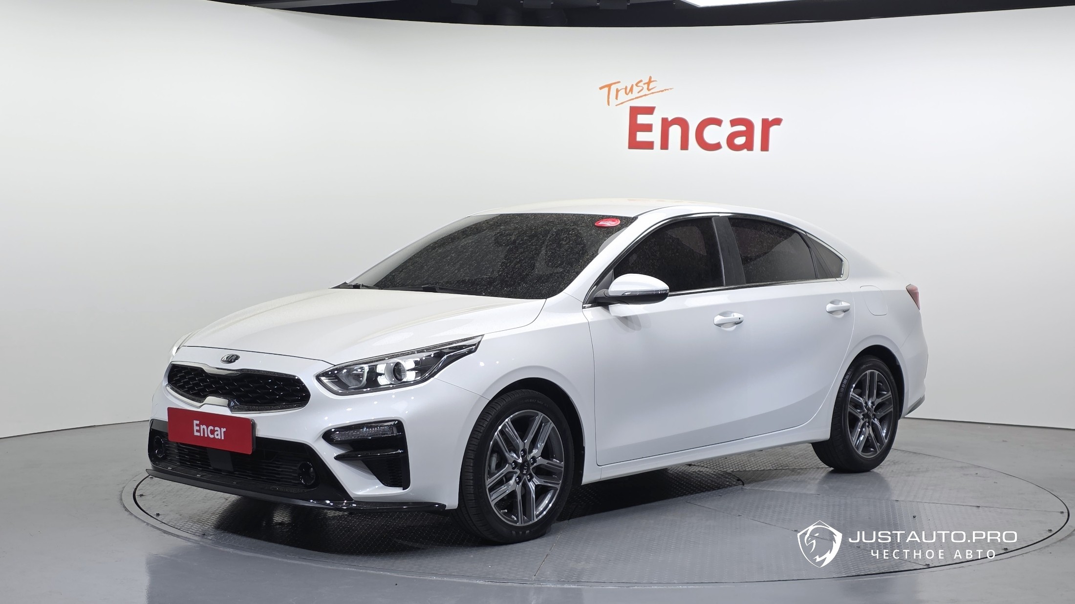 Автомобиль Kia K3