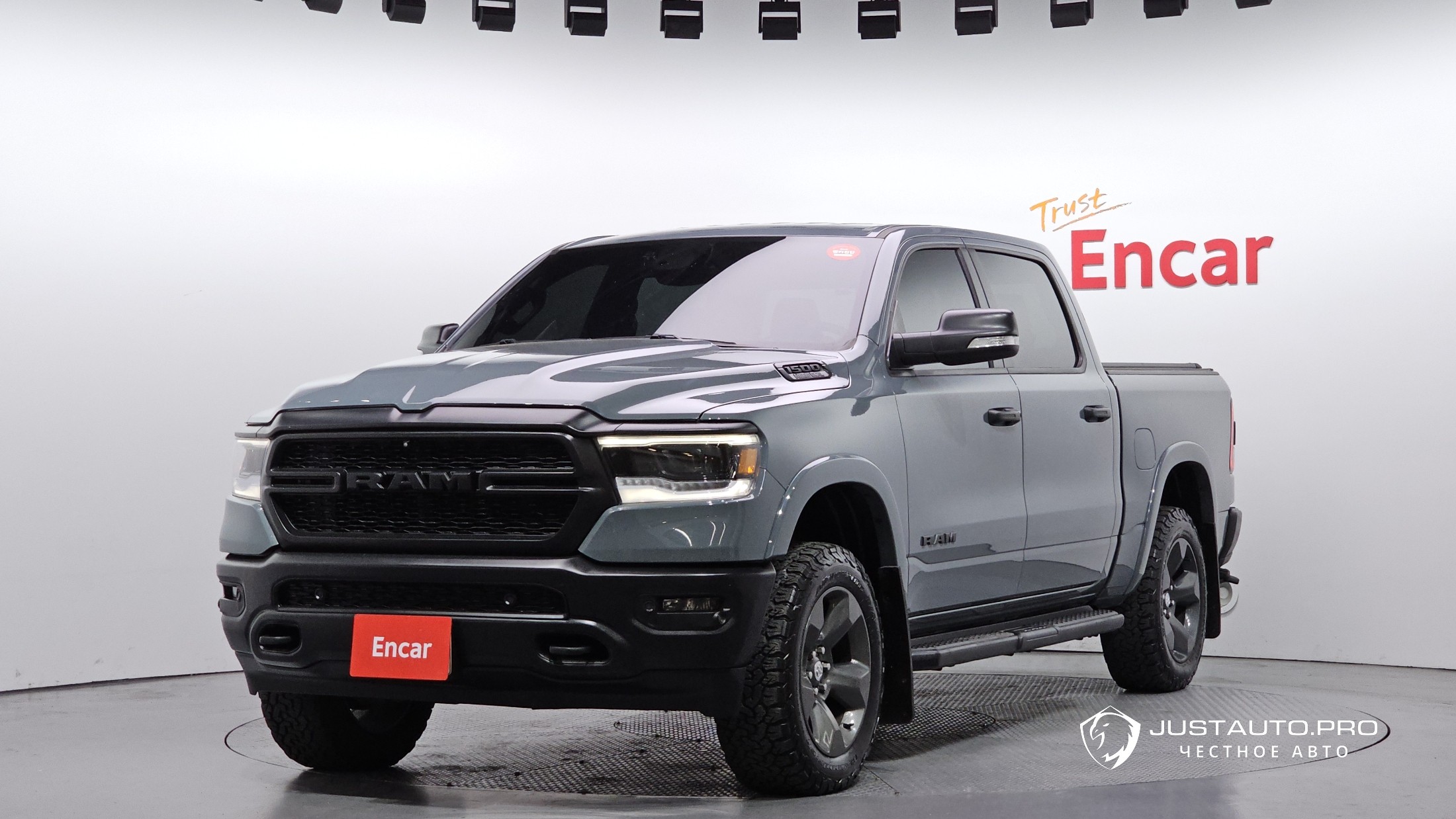 Автомобиль Dodge Ram Pick Up