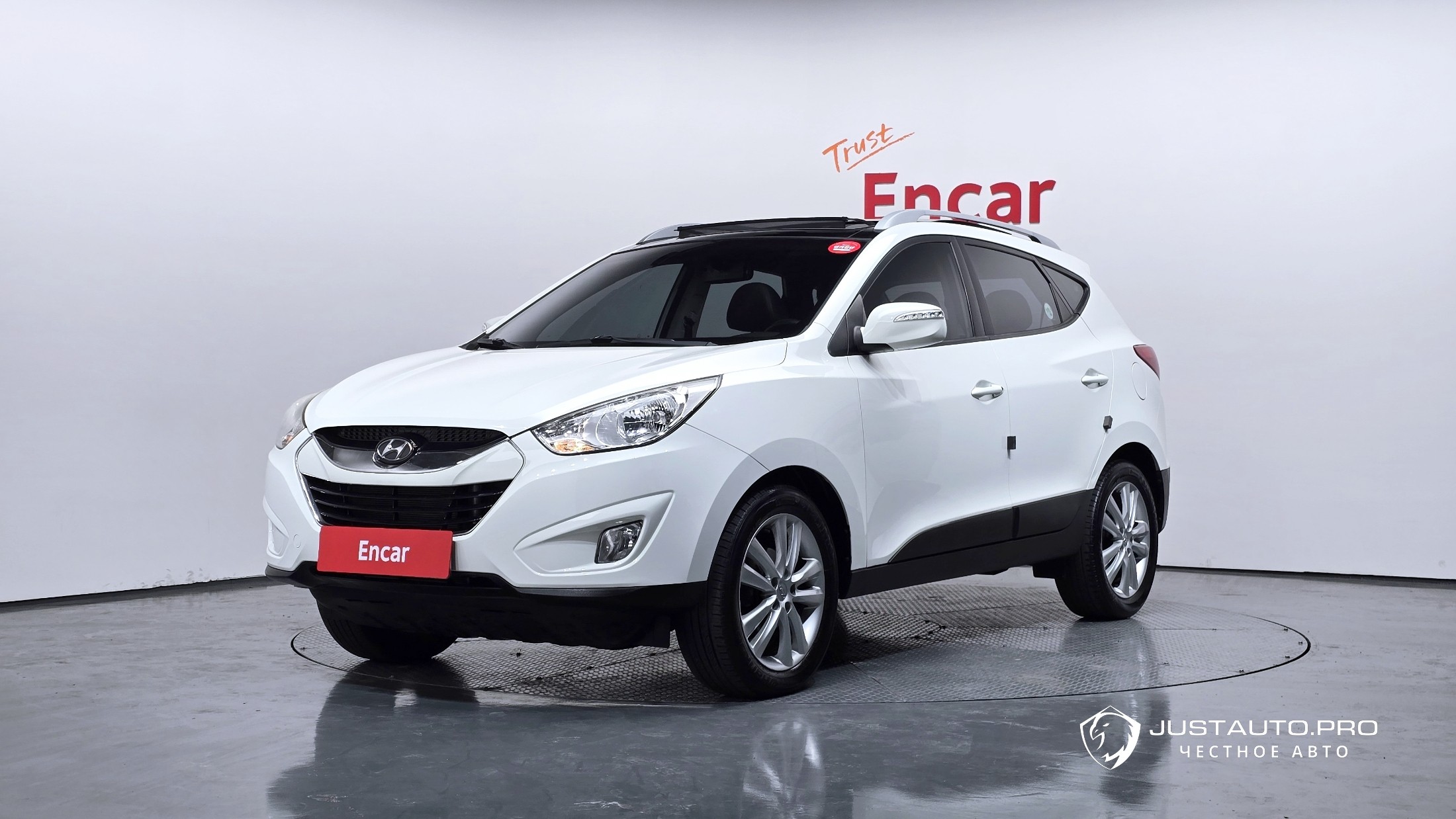 Автомобиль Hyundai Tucson