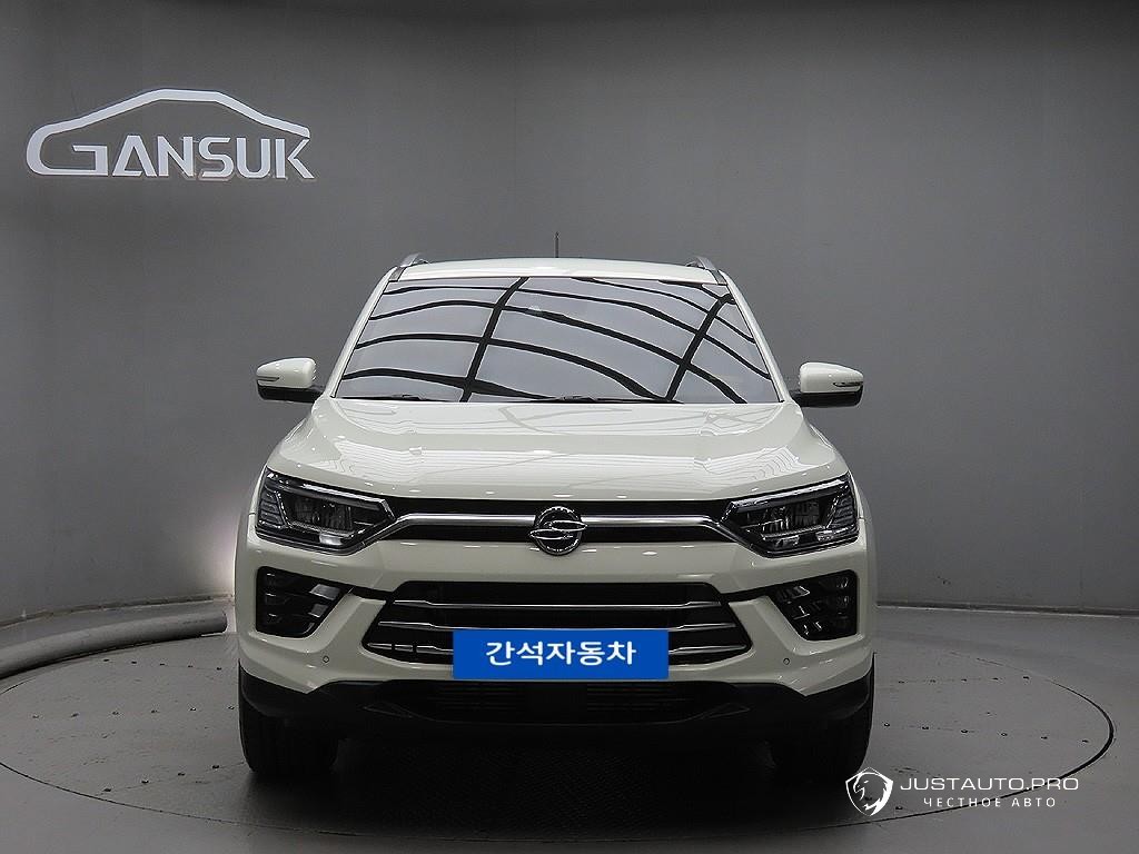 Автомобиль KG_Mobility_Ssangyong KORANDO