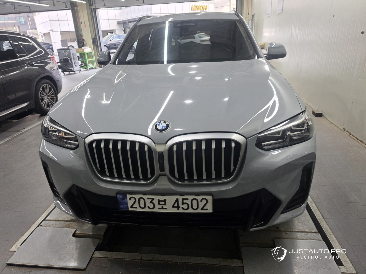 Автомобиль BMW X3