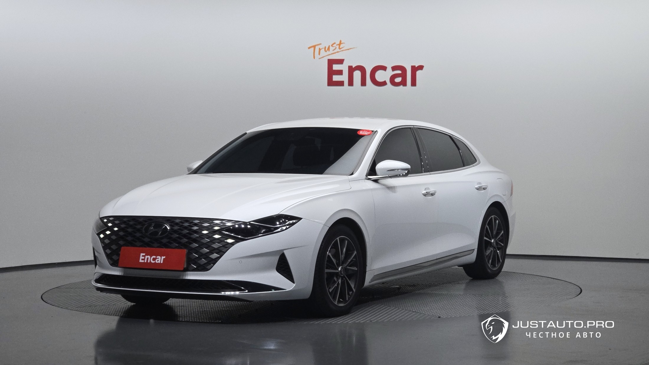 Автомобиль Hyundai Grandeur