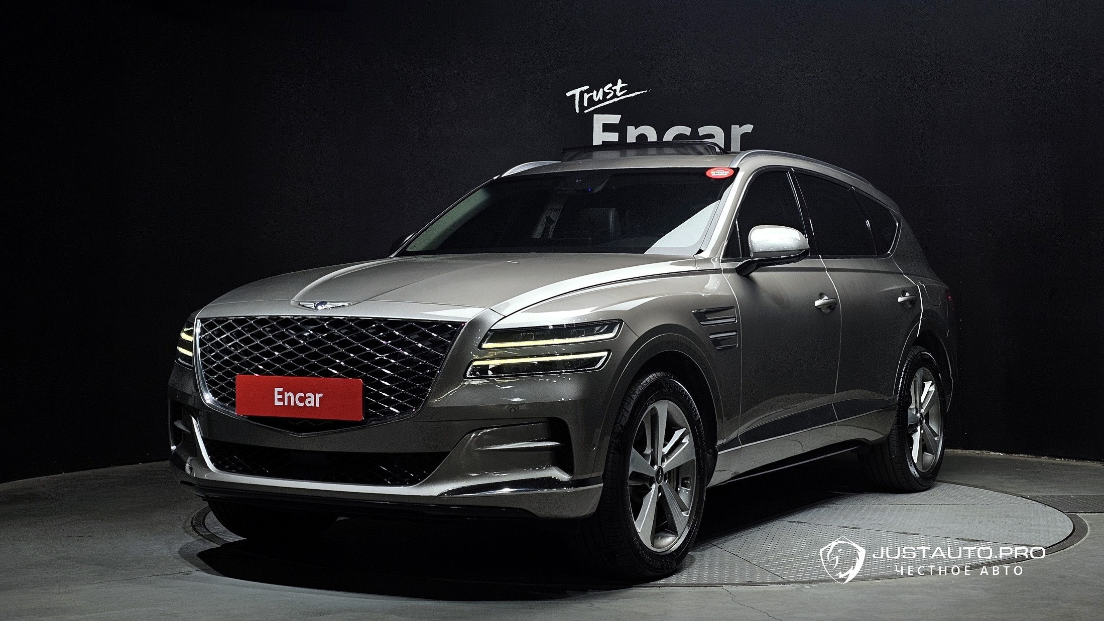Автомобиль Genesis GV80
