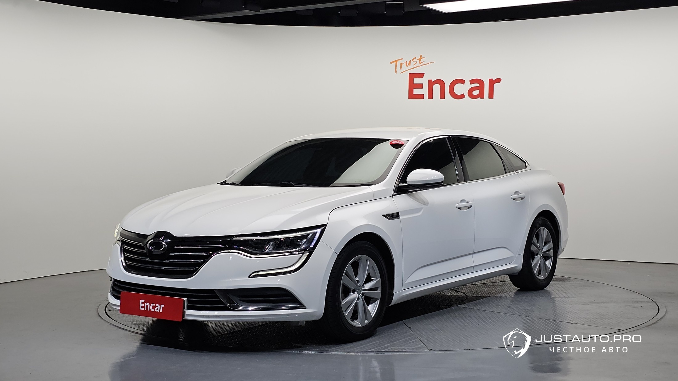 Автомобиль Renault-KoreaSamsung SM6