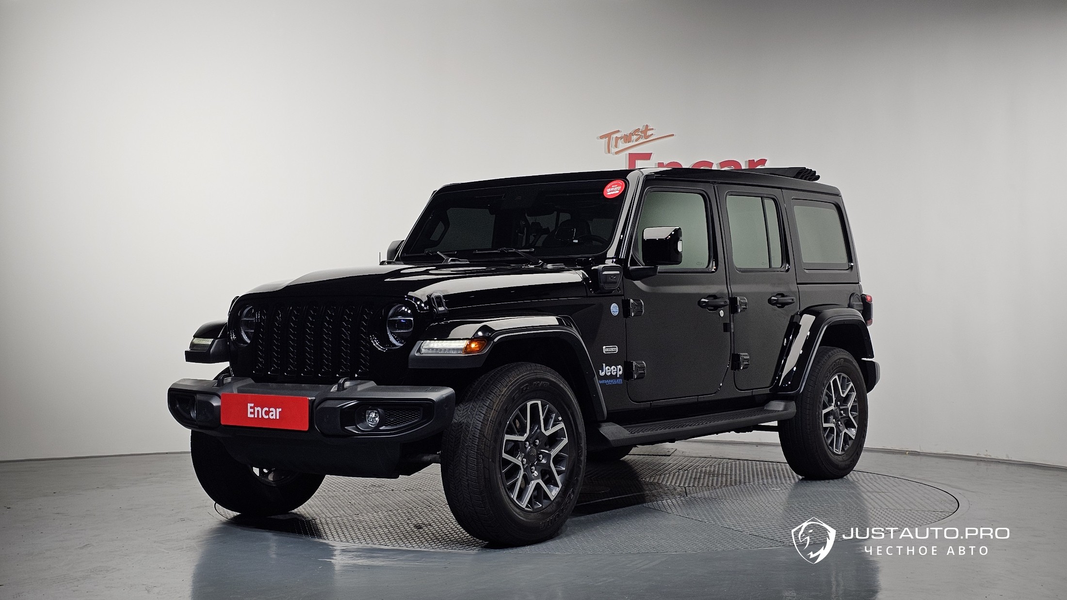 Автомобиль Jeep Wrangler