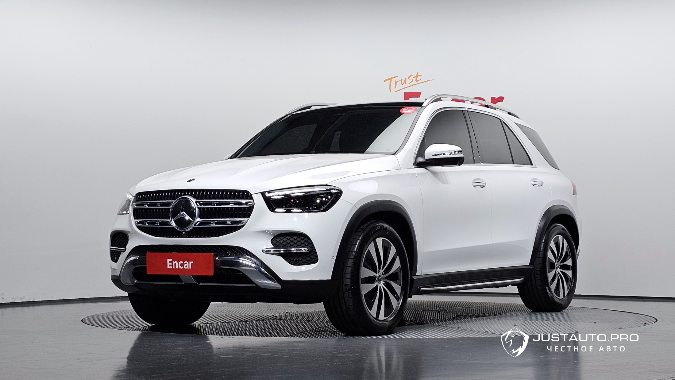 Автомобиль Mercedes-Benz GLE-Class