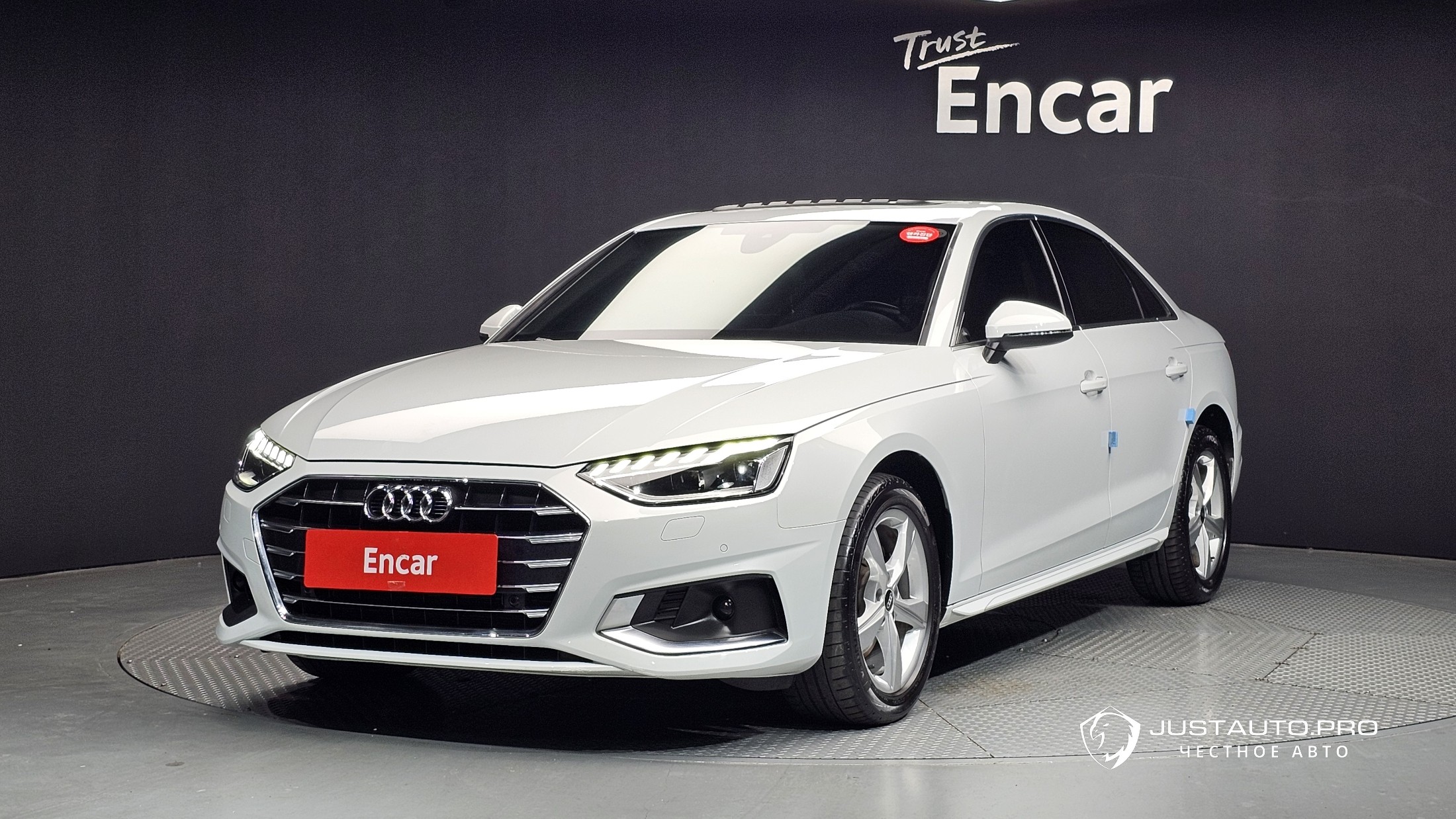 Автомобиль Audi A4