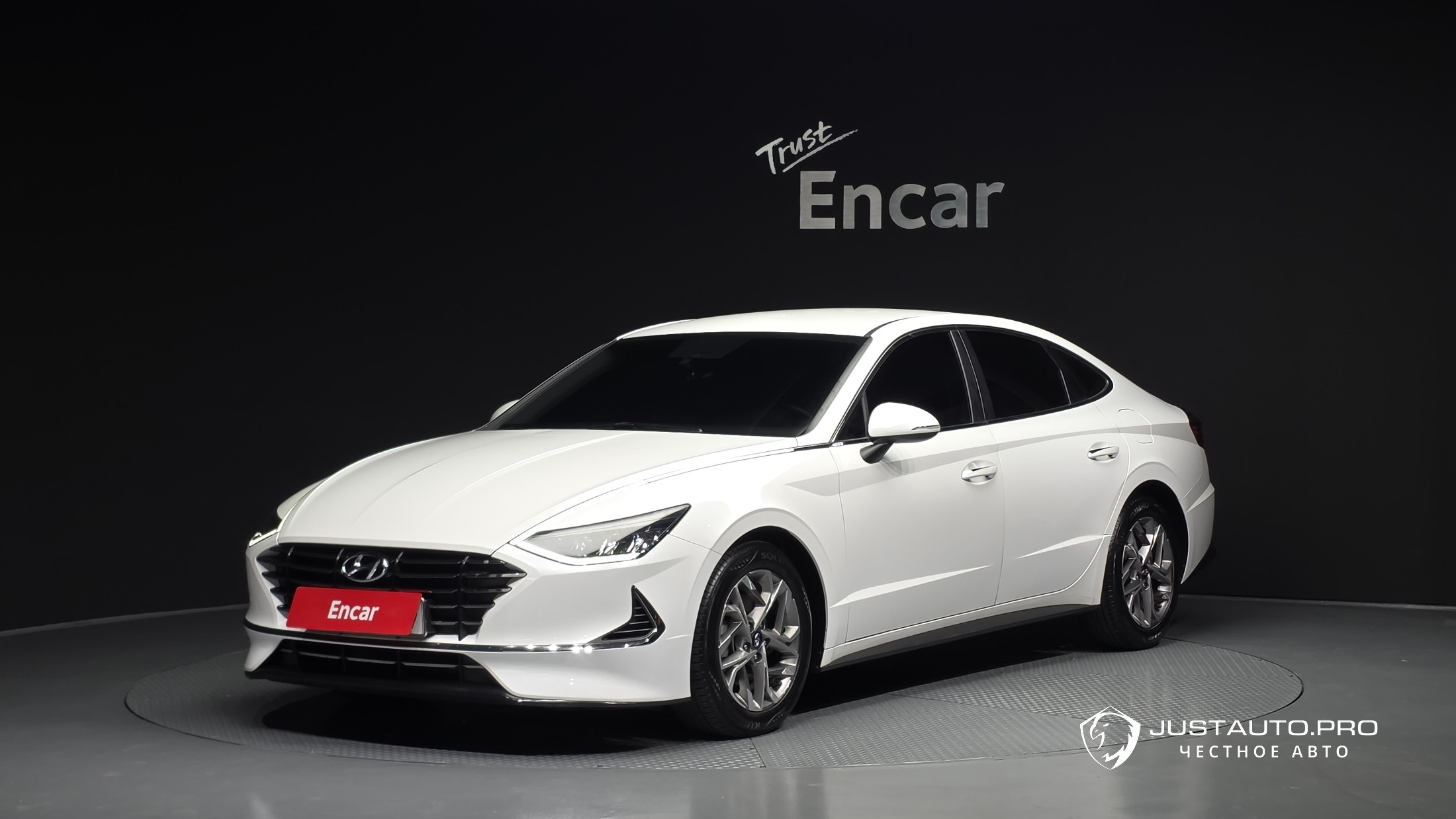 Автомобиль Hyundai Sonata