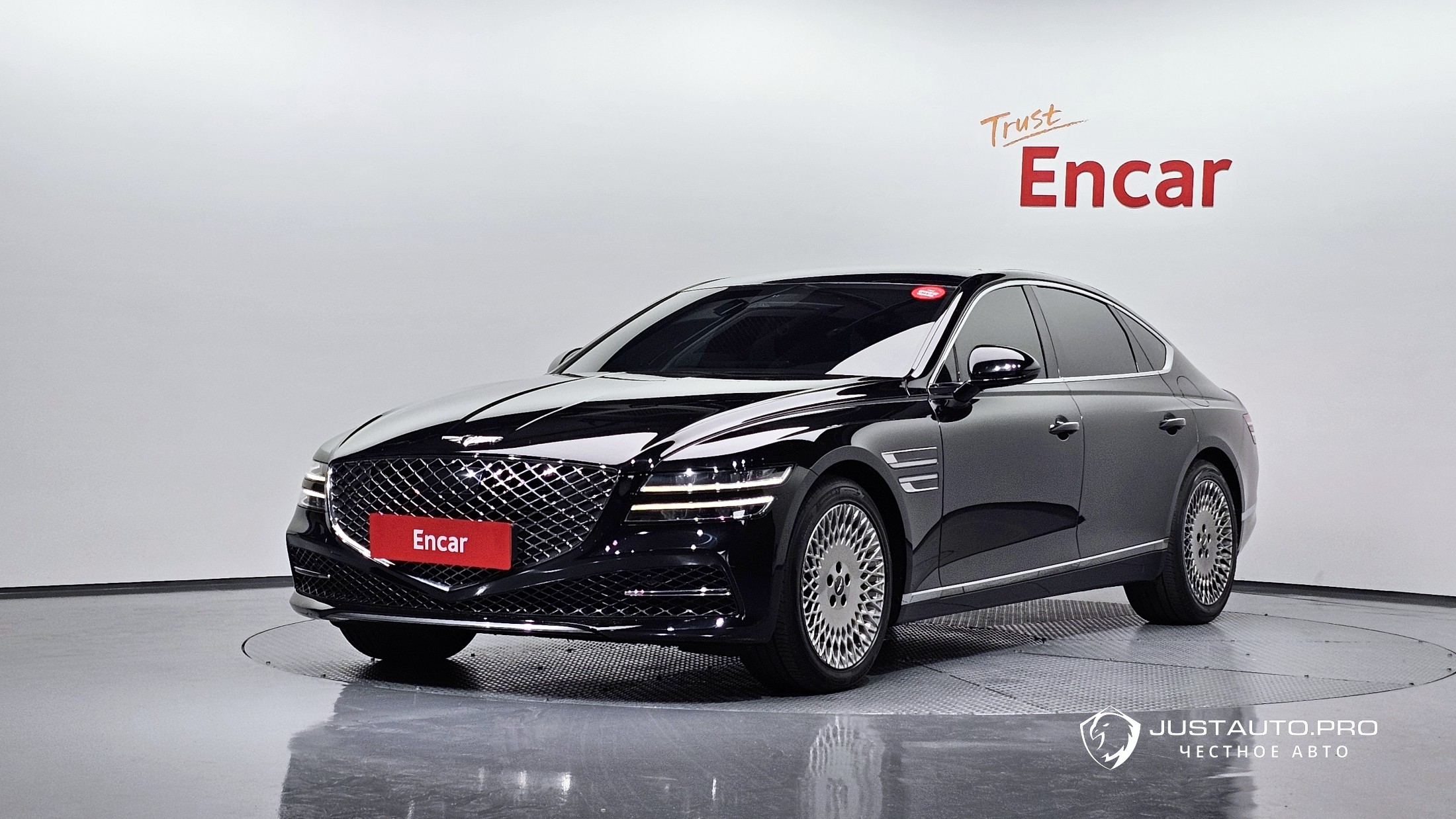 Автомобиль Genesis G80