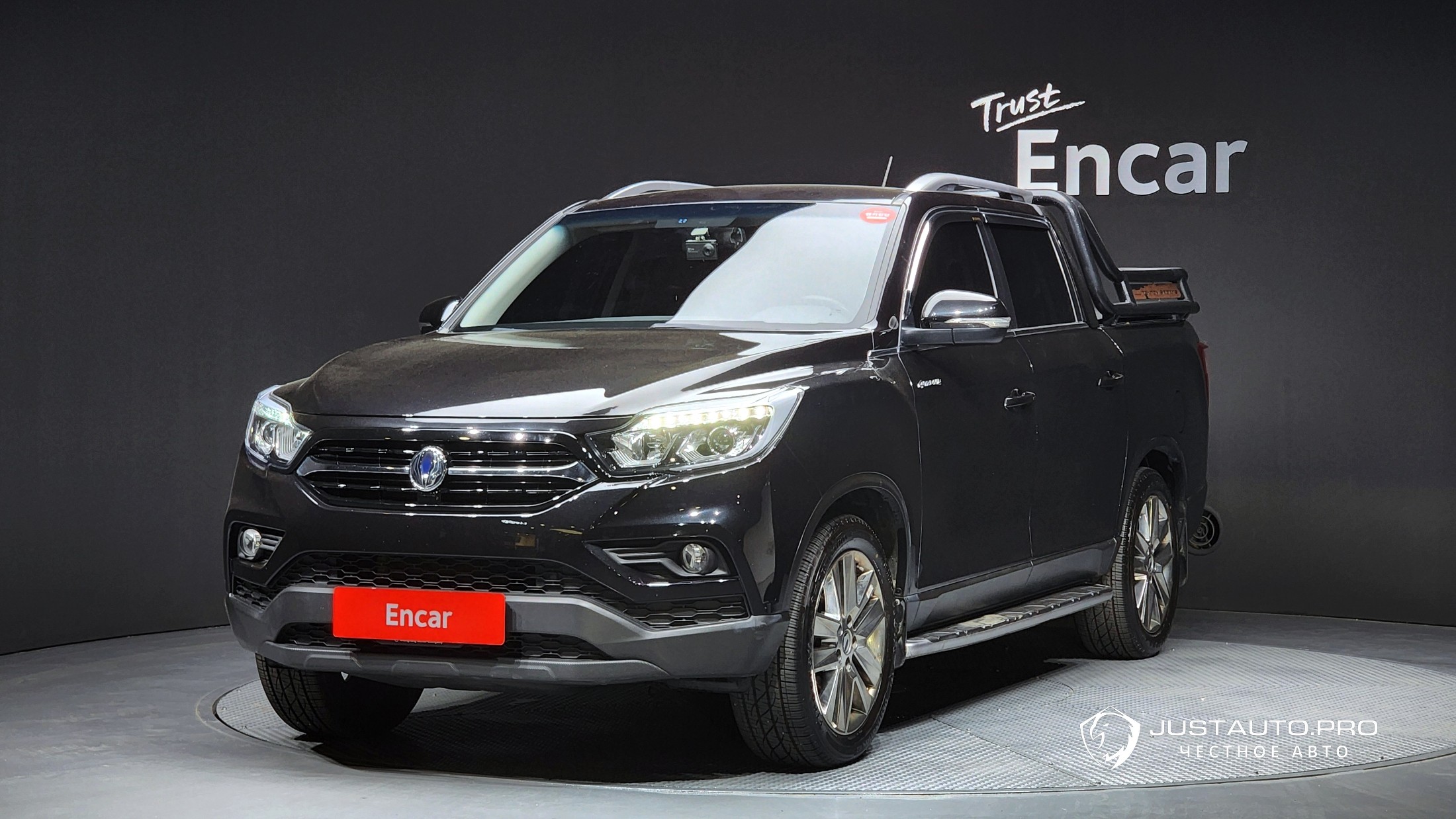 Автомобиль KG_Mobility_Ssangyong Rexton