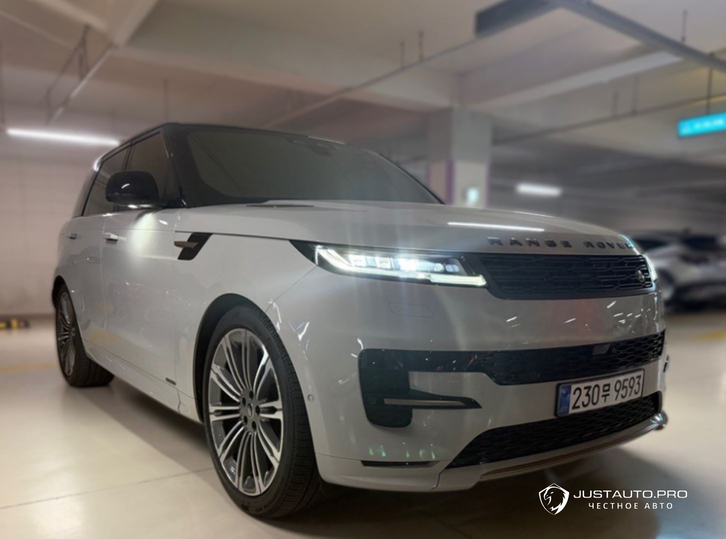 Автомобиль Land Rover Range Rover Sport