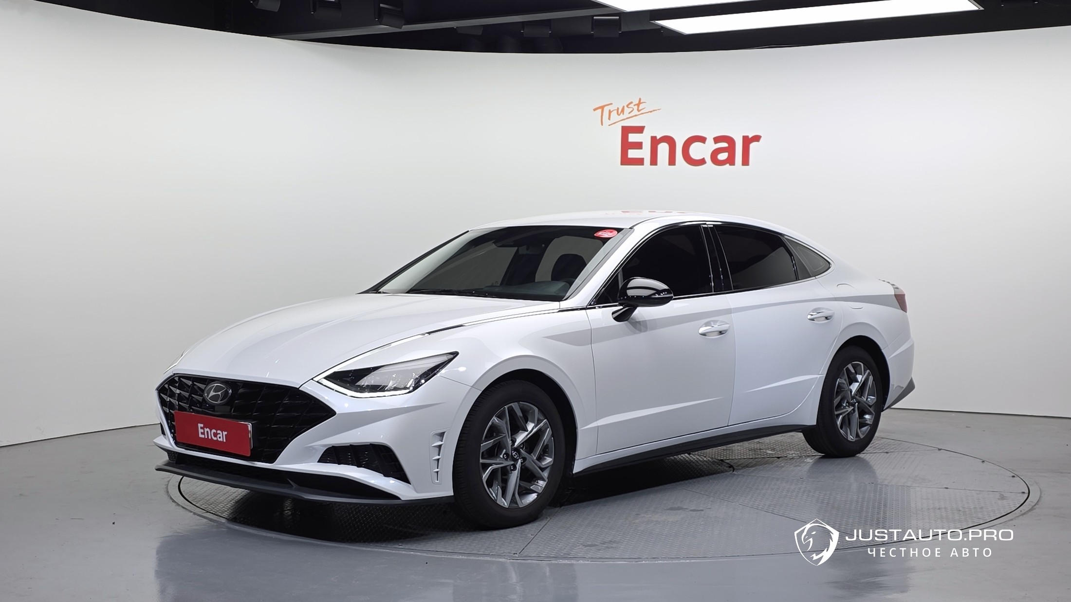 Автомобиль Hyundai Sonata