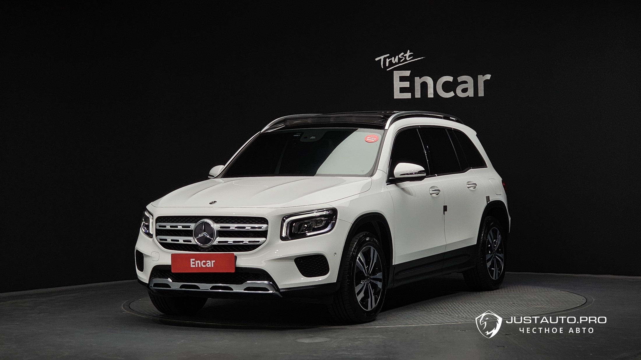 Автомобиль Mercedes-Benz GLB-Class