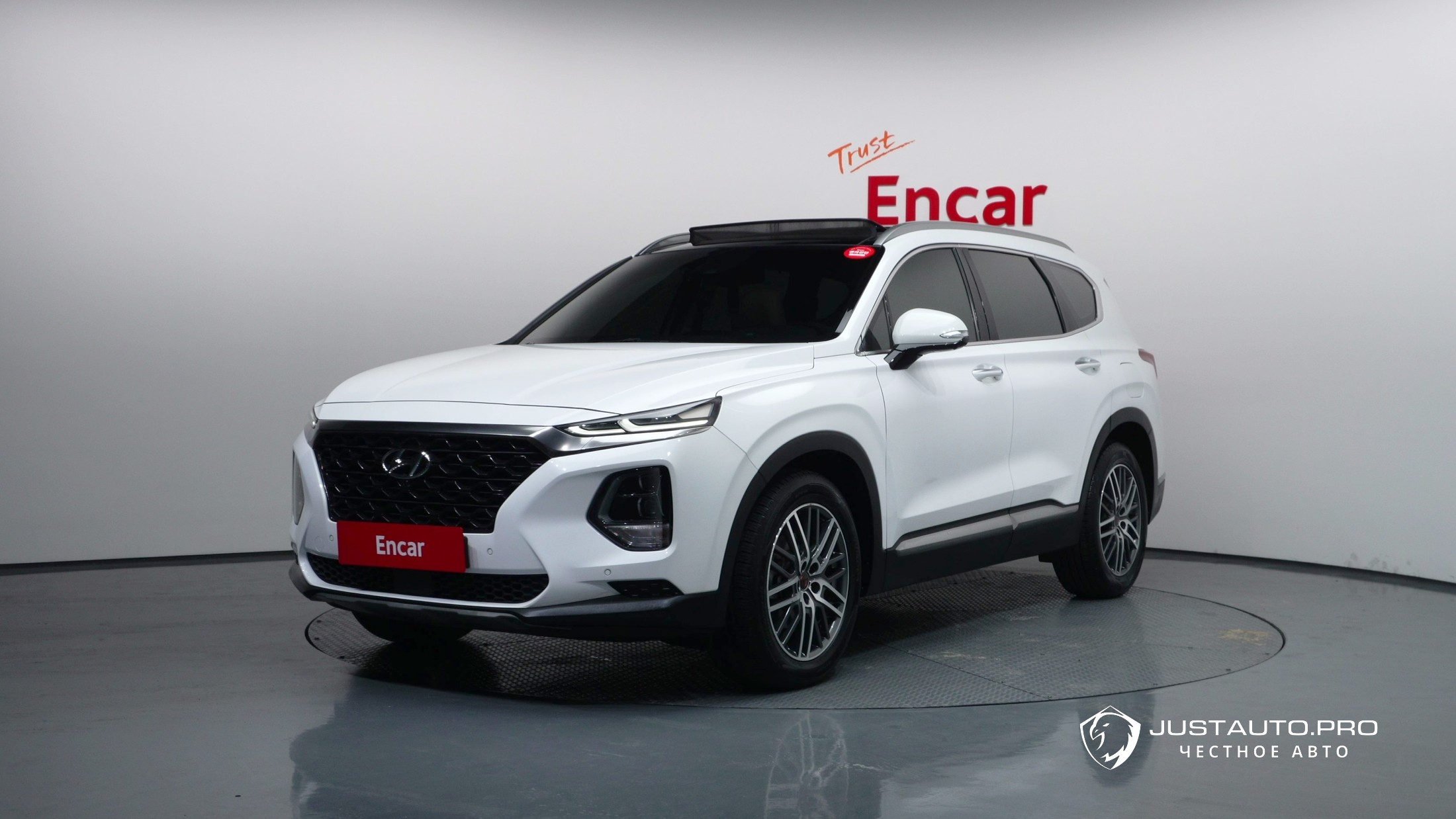 Автомобиль Hyundai Santafe