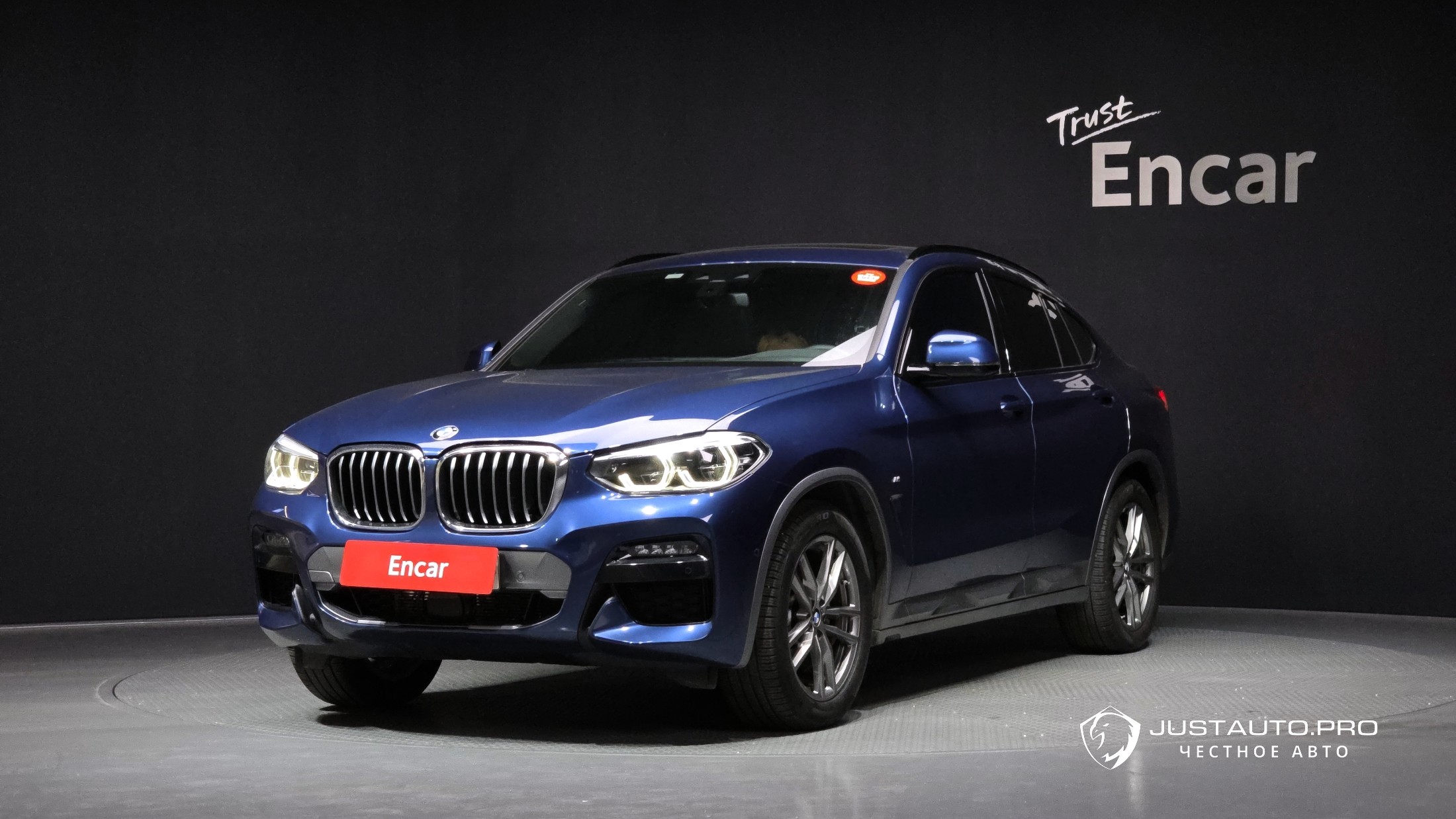 Автомобиль BMW X4