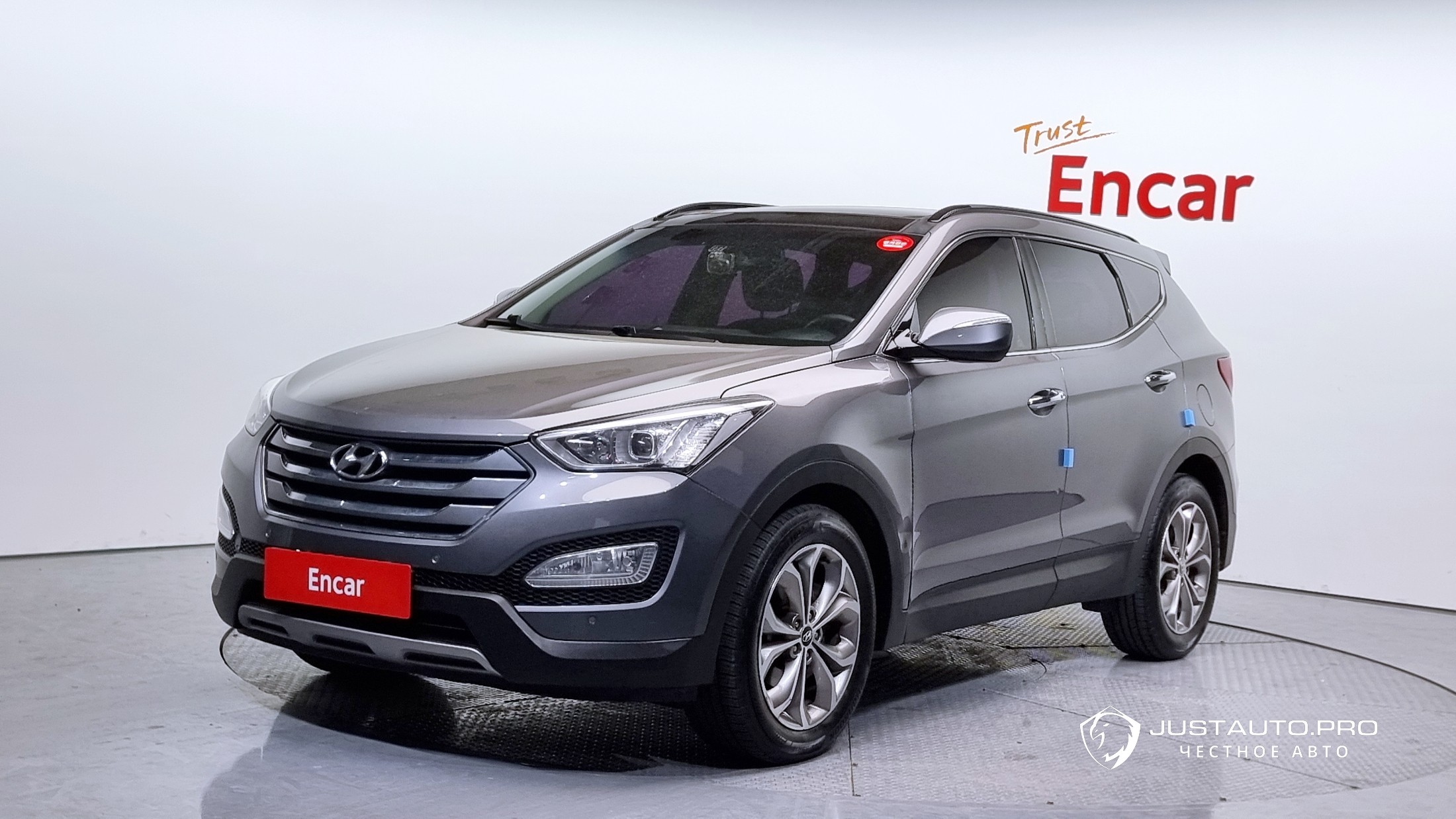 Автомобиль Hyundai Santafe