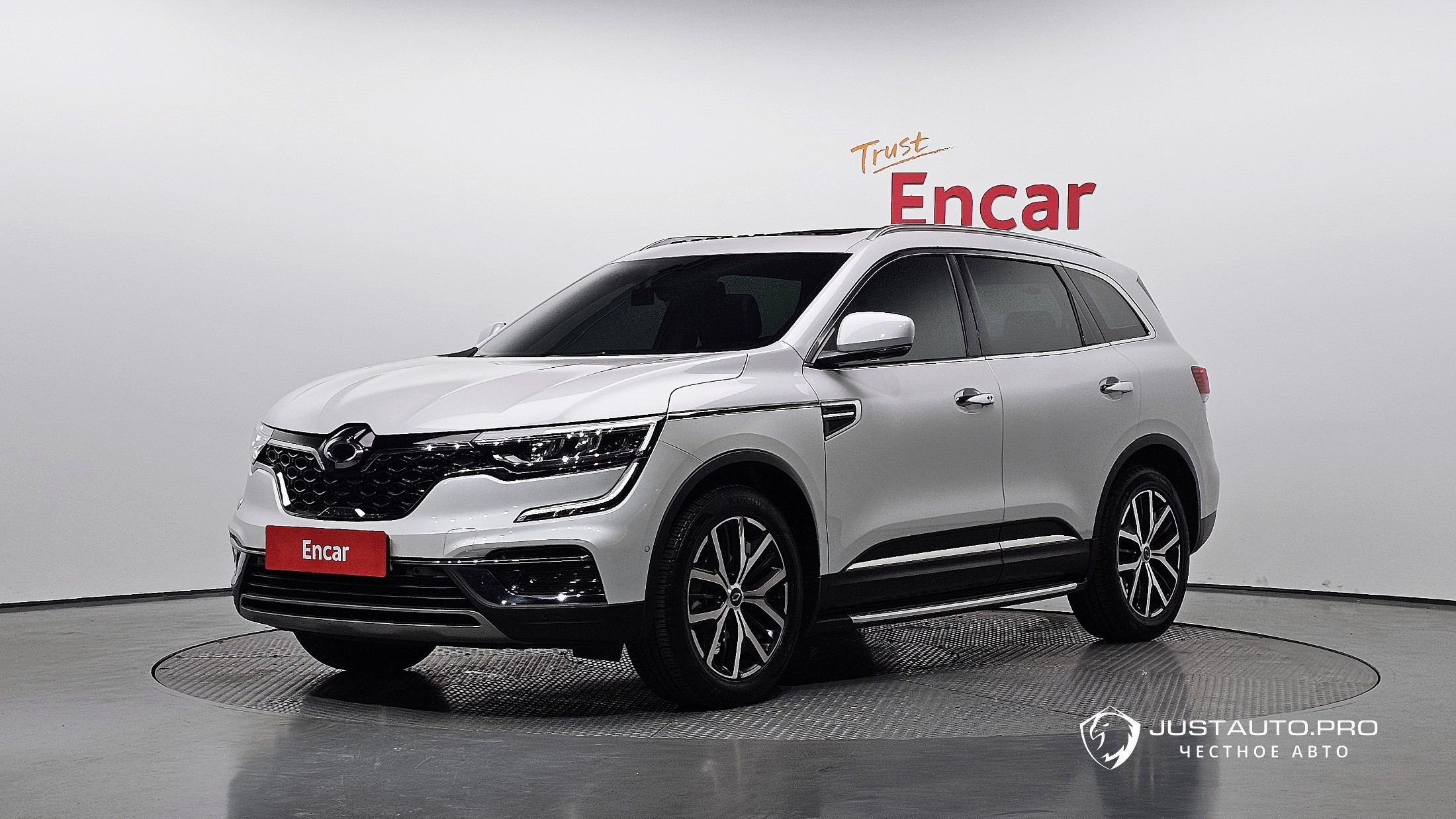 Автомобиль Renault-KoreaSamsung QM6