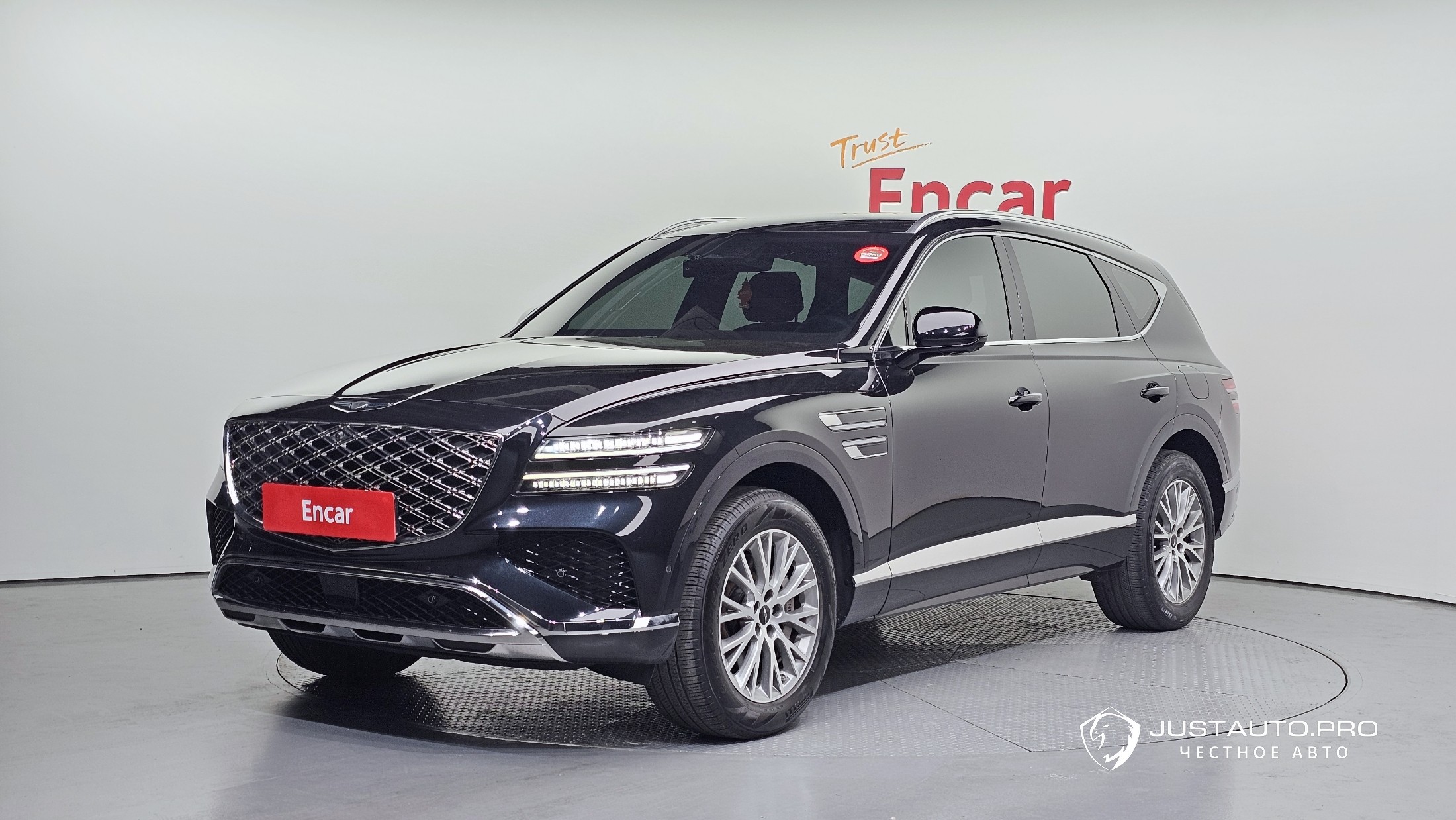 Автомобиль Genesis GV80