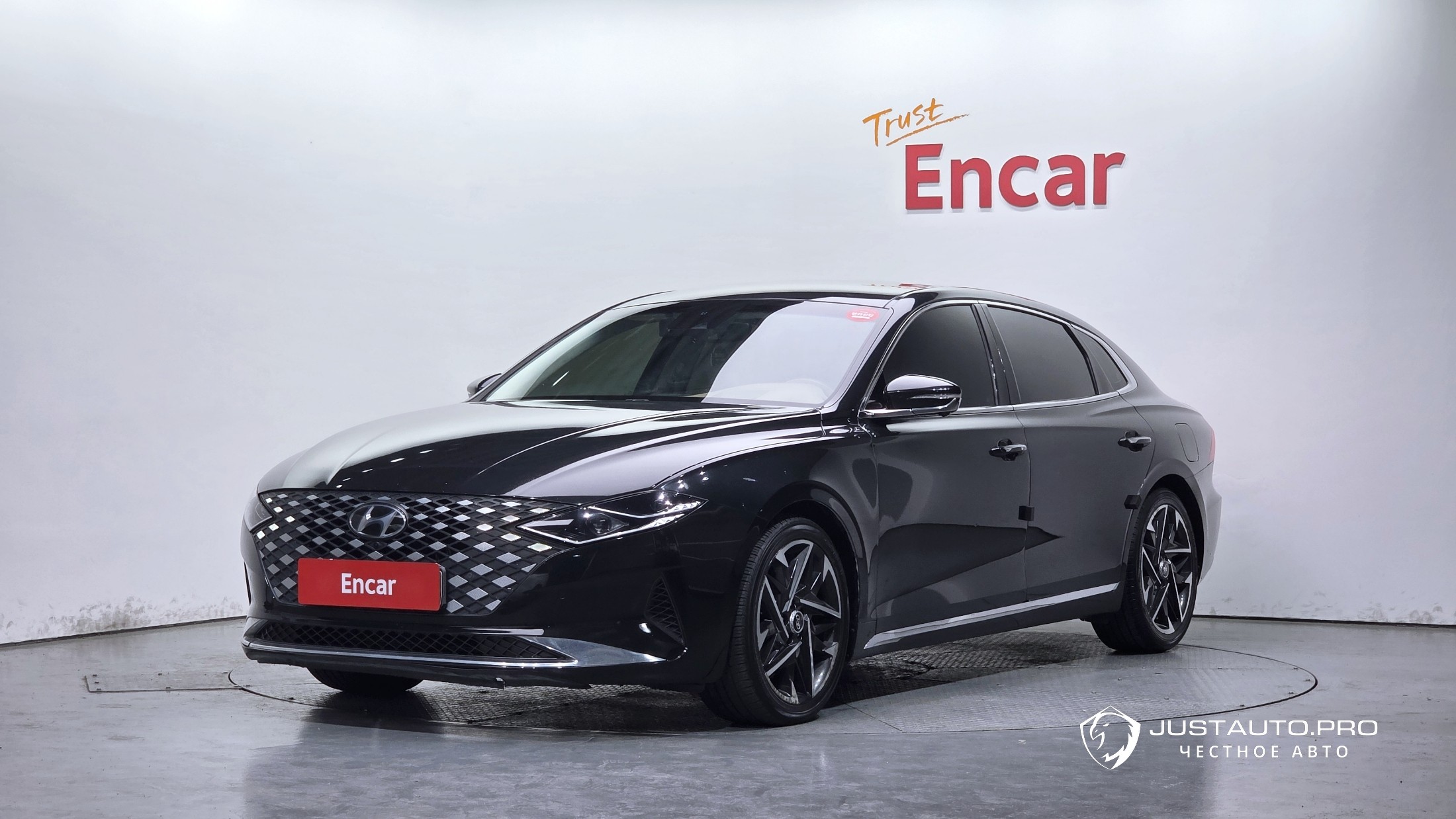 Автомобиль Hyundai Grandeur