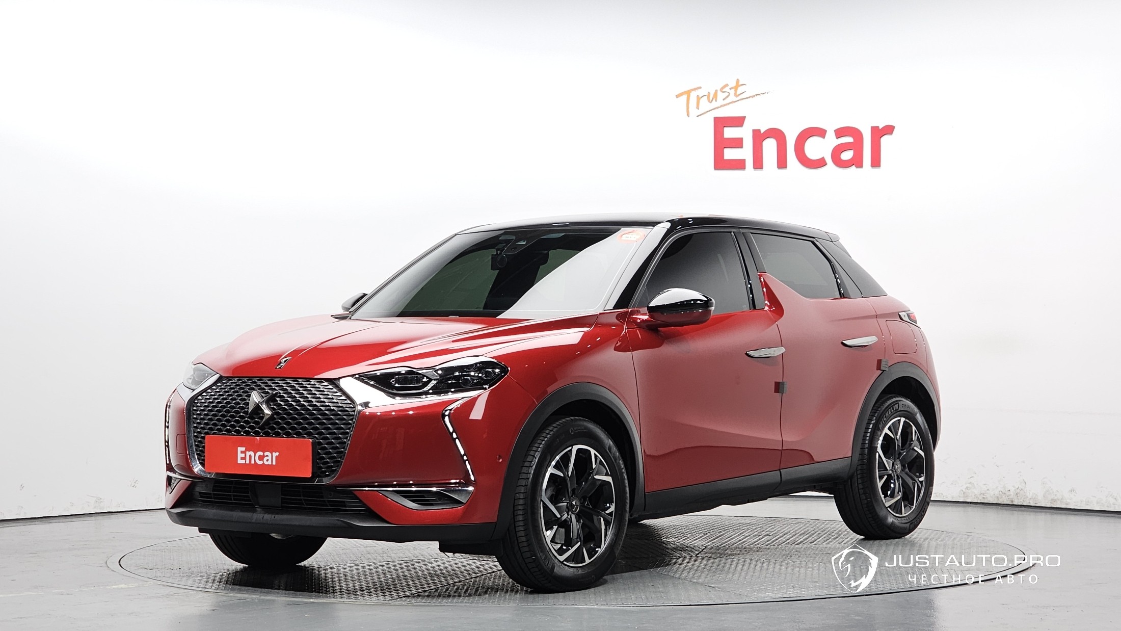 Автомобиль Citroen-DS DS3