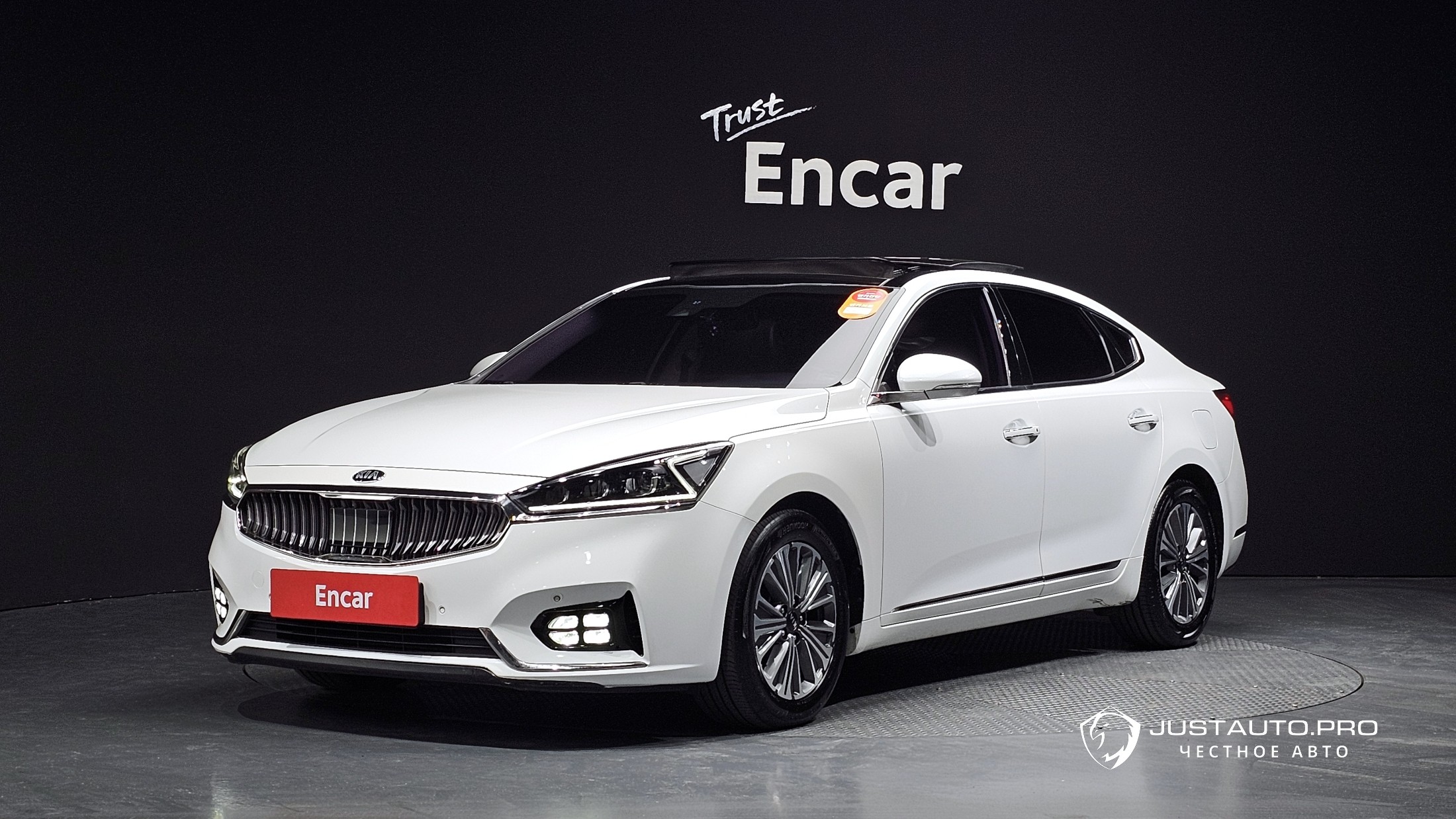 Автомобиль Kia K7