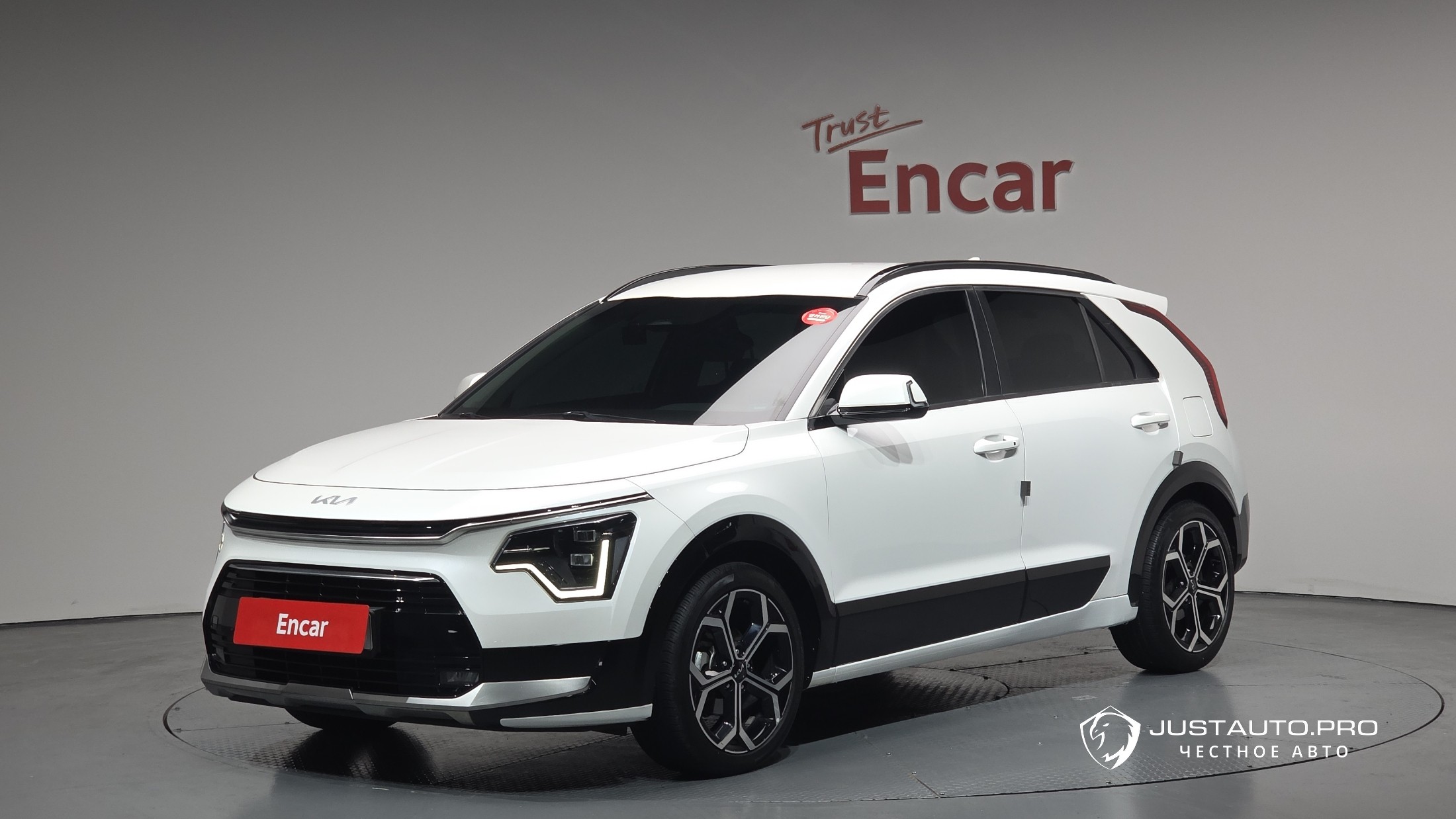 Автомобиль Kia Niro