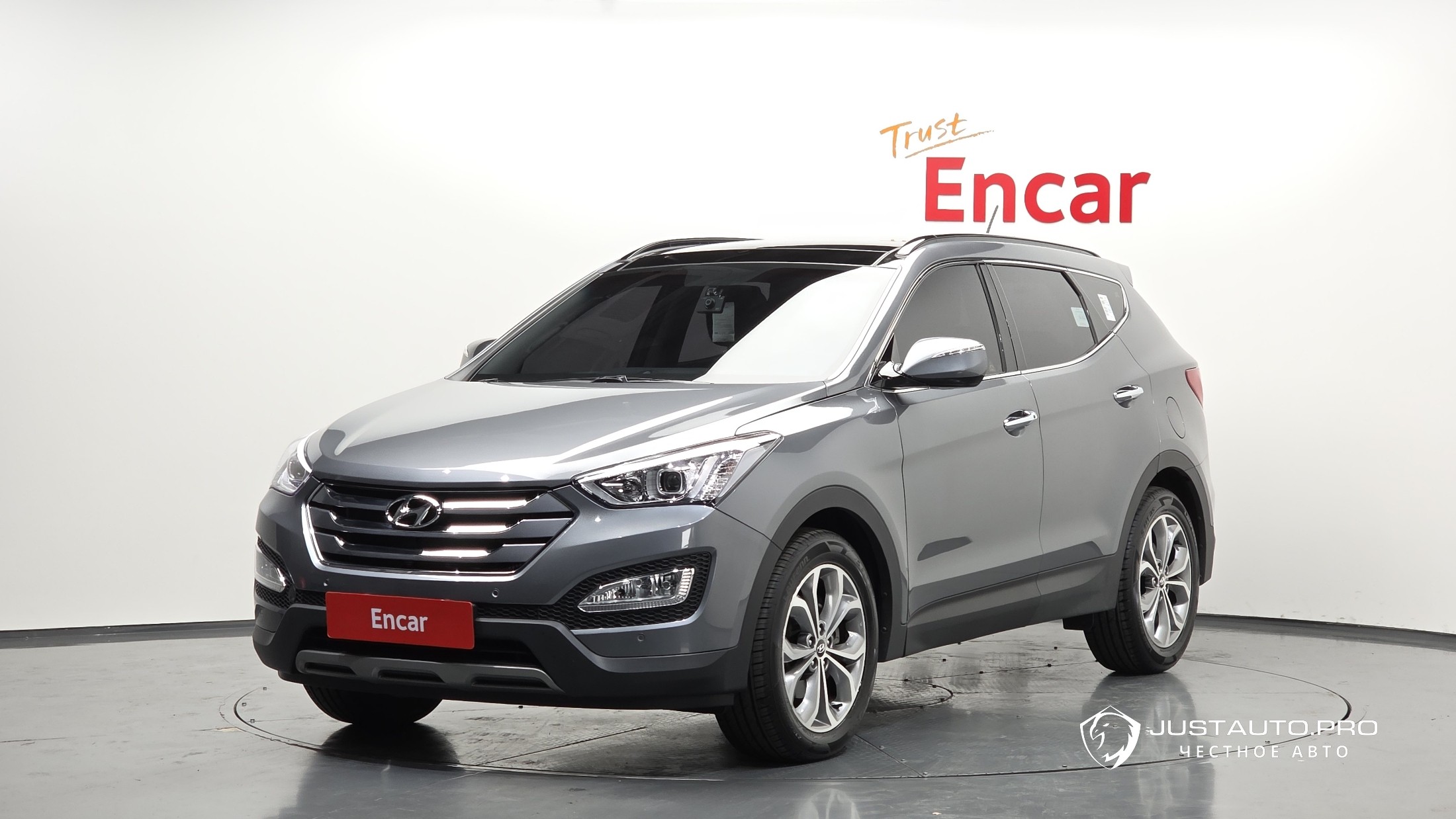 Автомобиль Hyundai Santafe