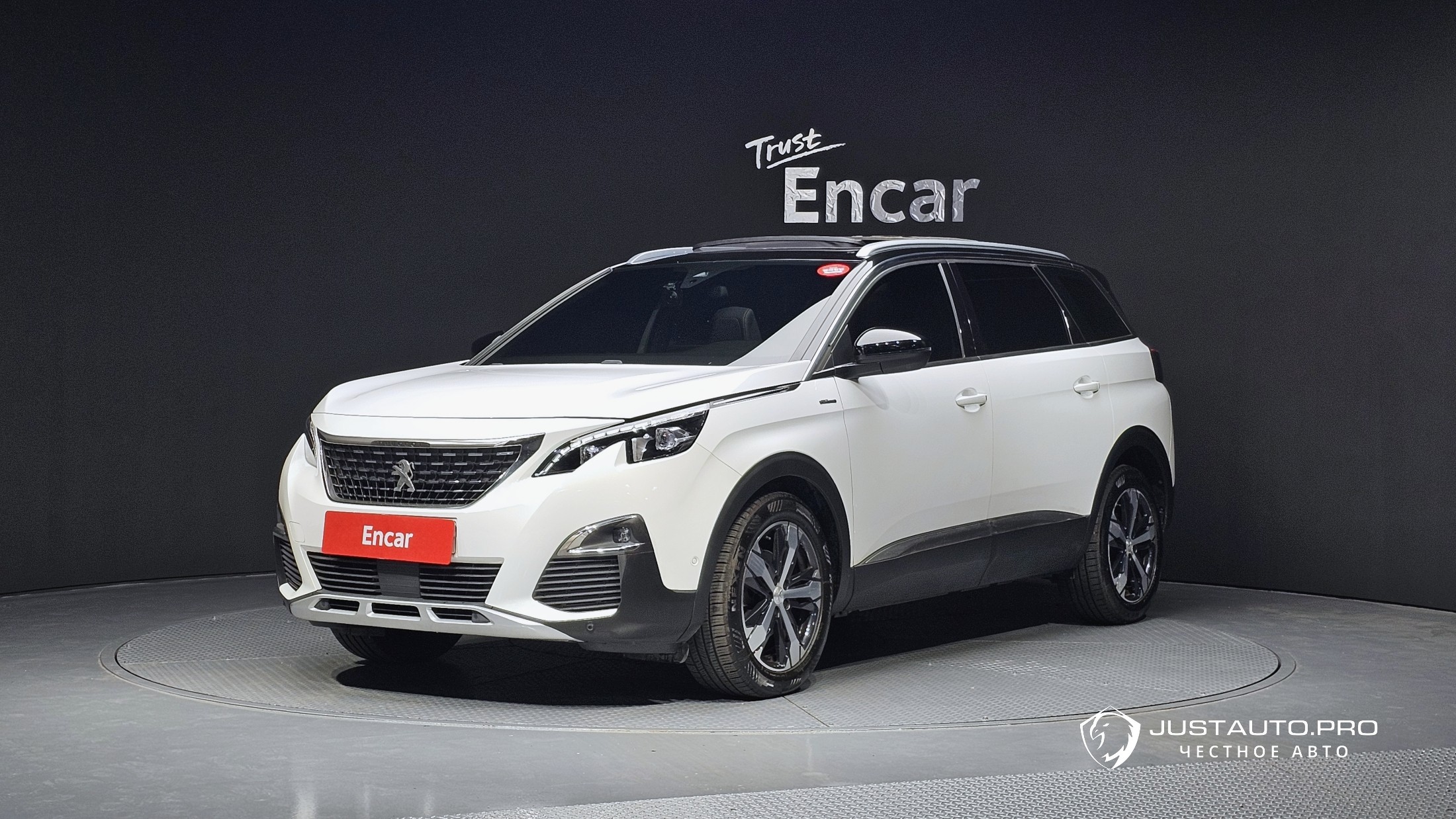 Автомобиль Peugeot 5008