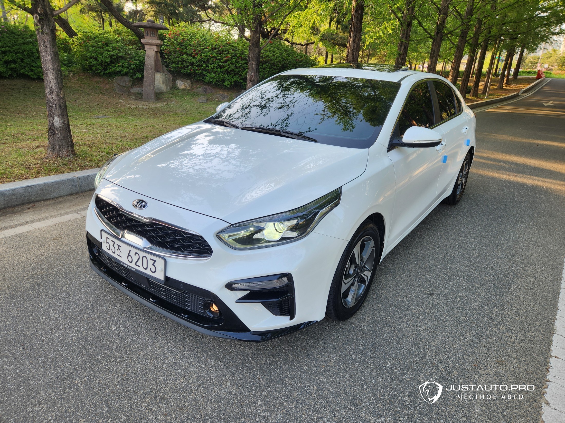 Автомобиль Kia K3