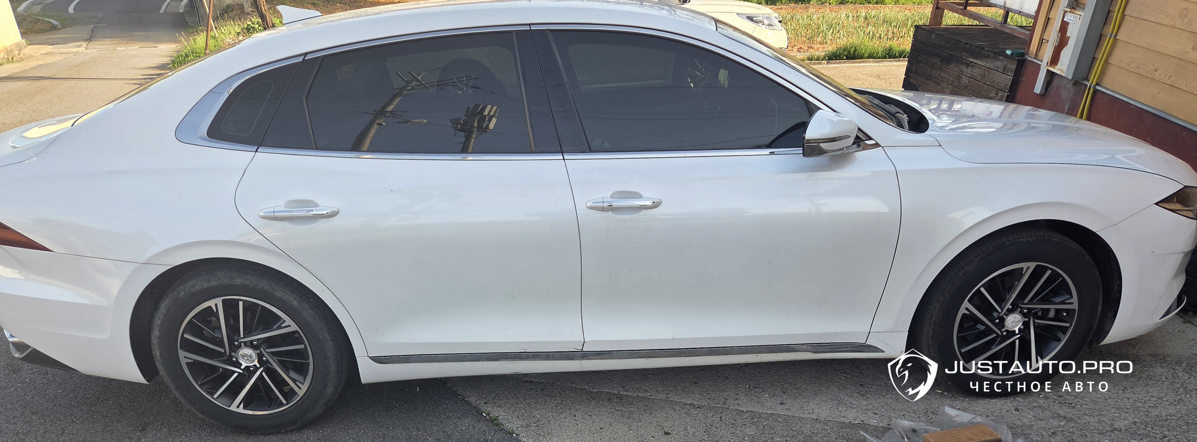Автомобиль Hyundai Grandeur