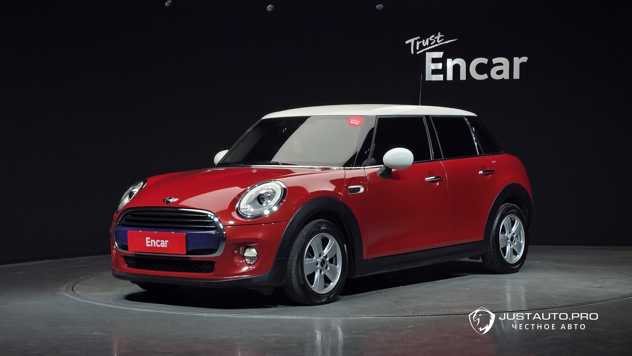Автомобиль Mini Cooper