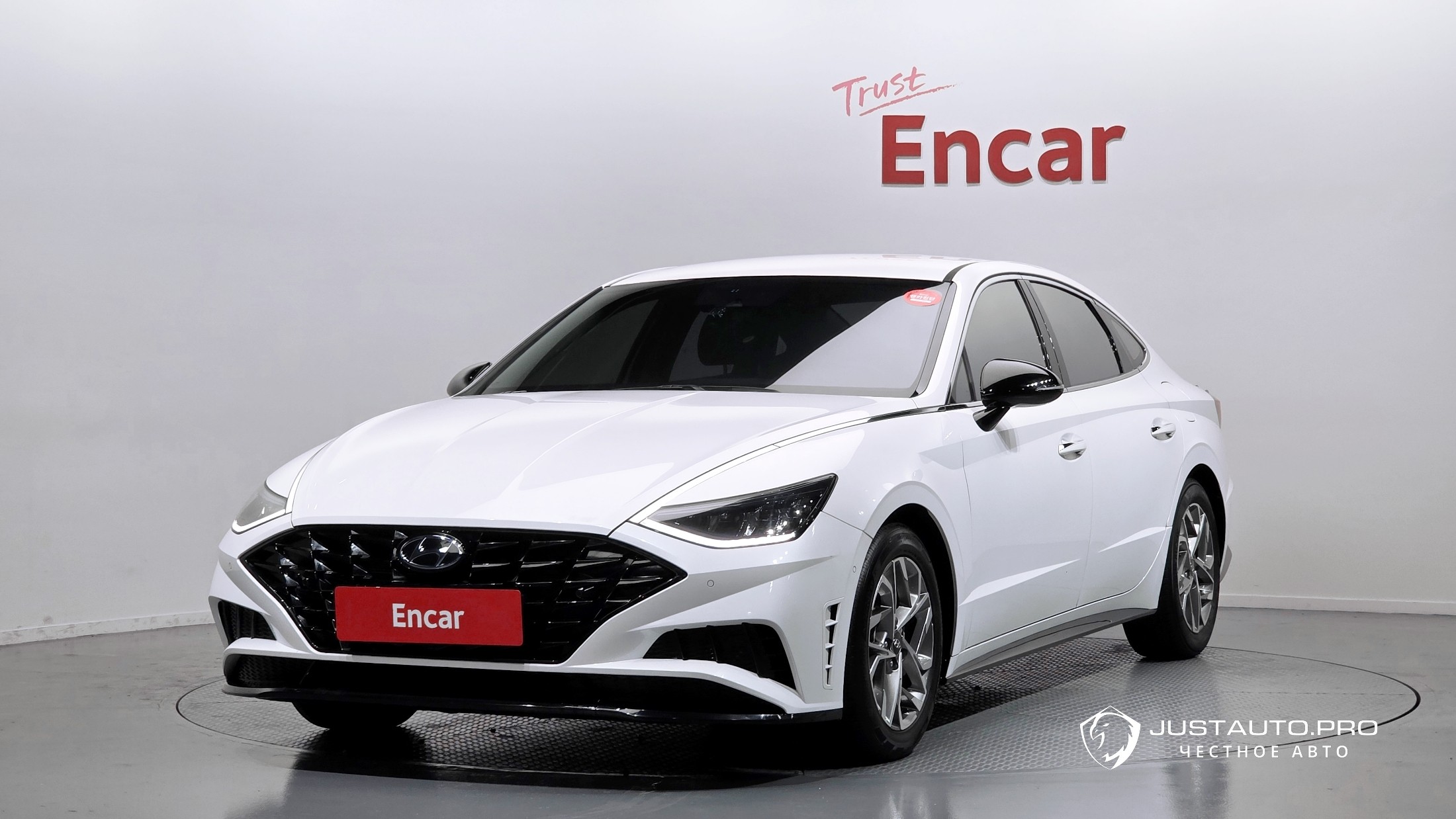 Автомобиль Hyundai Sonata