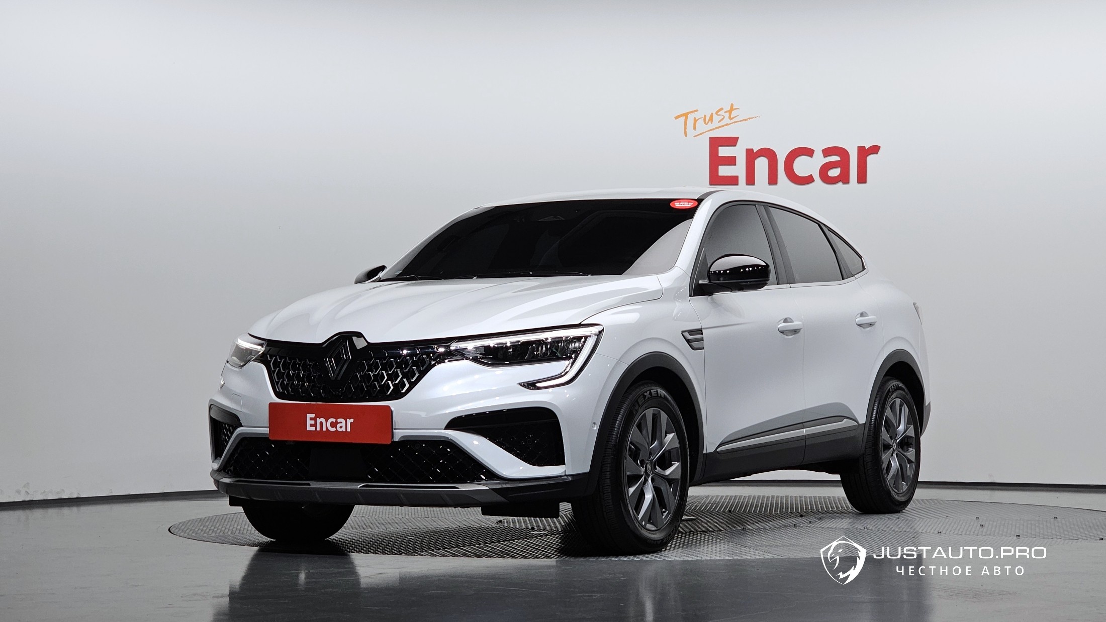 Автомобиль Renault-KoreaSamsung Arkana