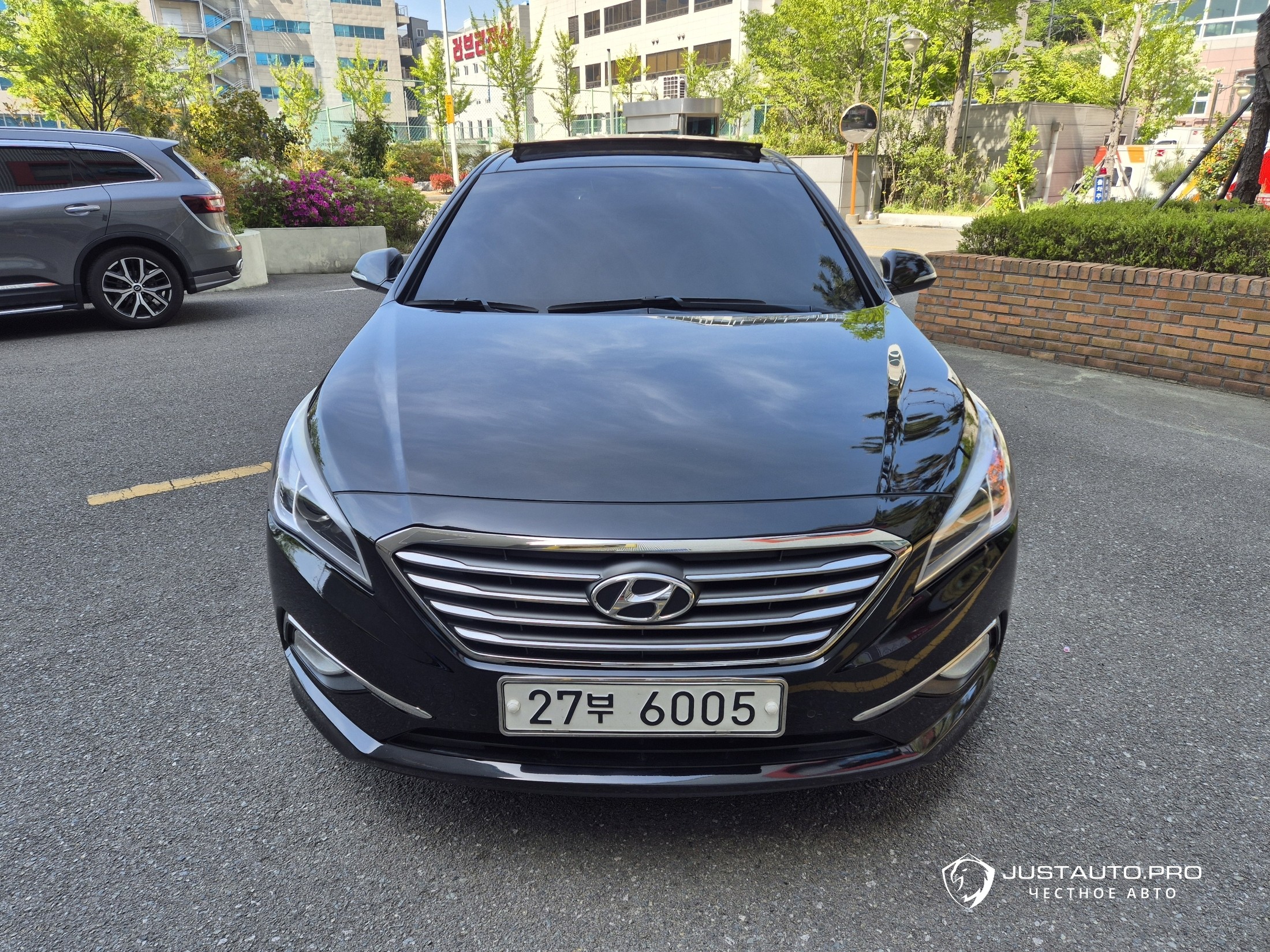 Автомобиль Hyundai Sonata