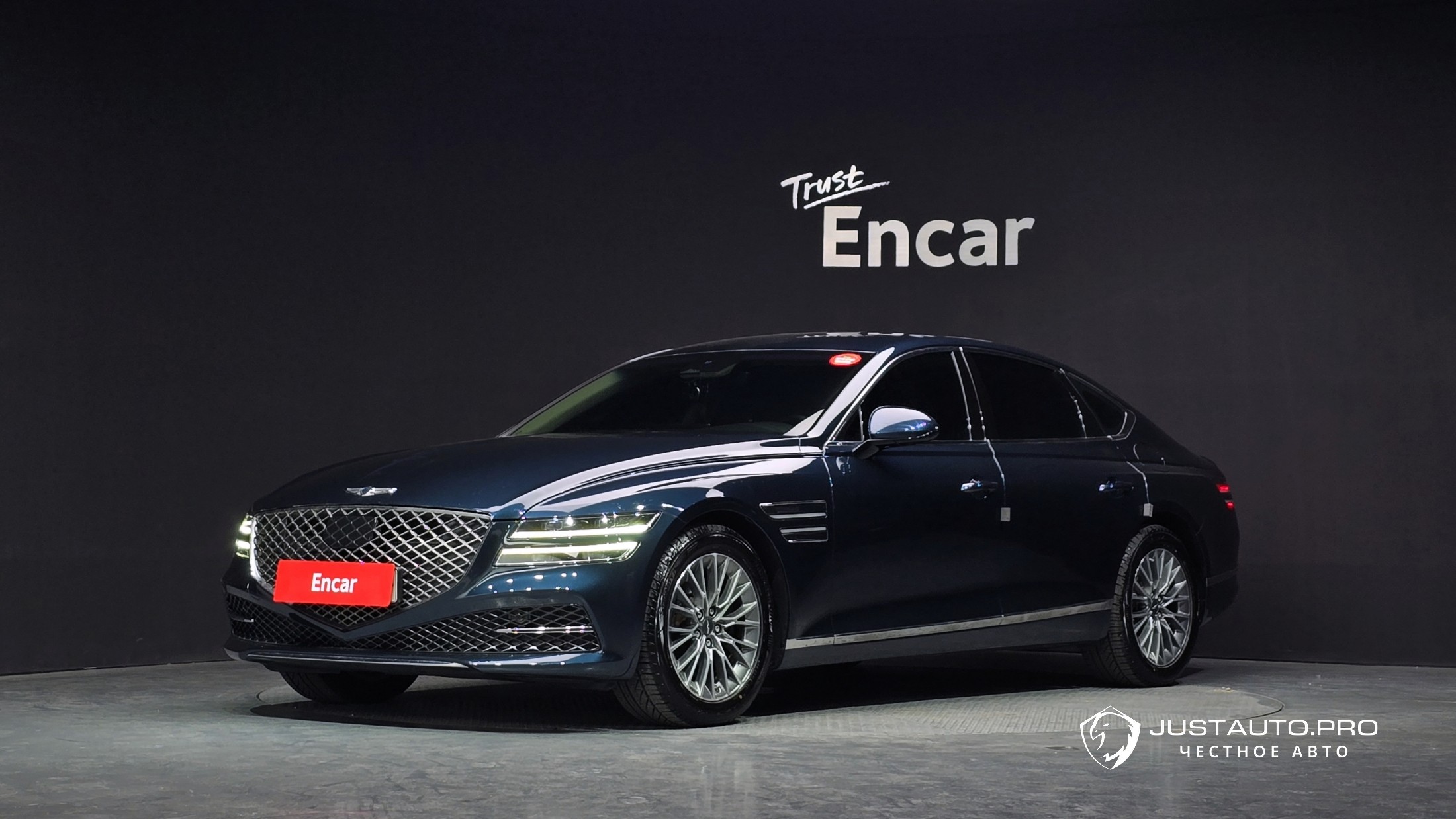 Автомобиль Genesis G80