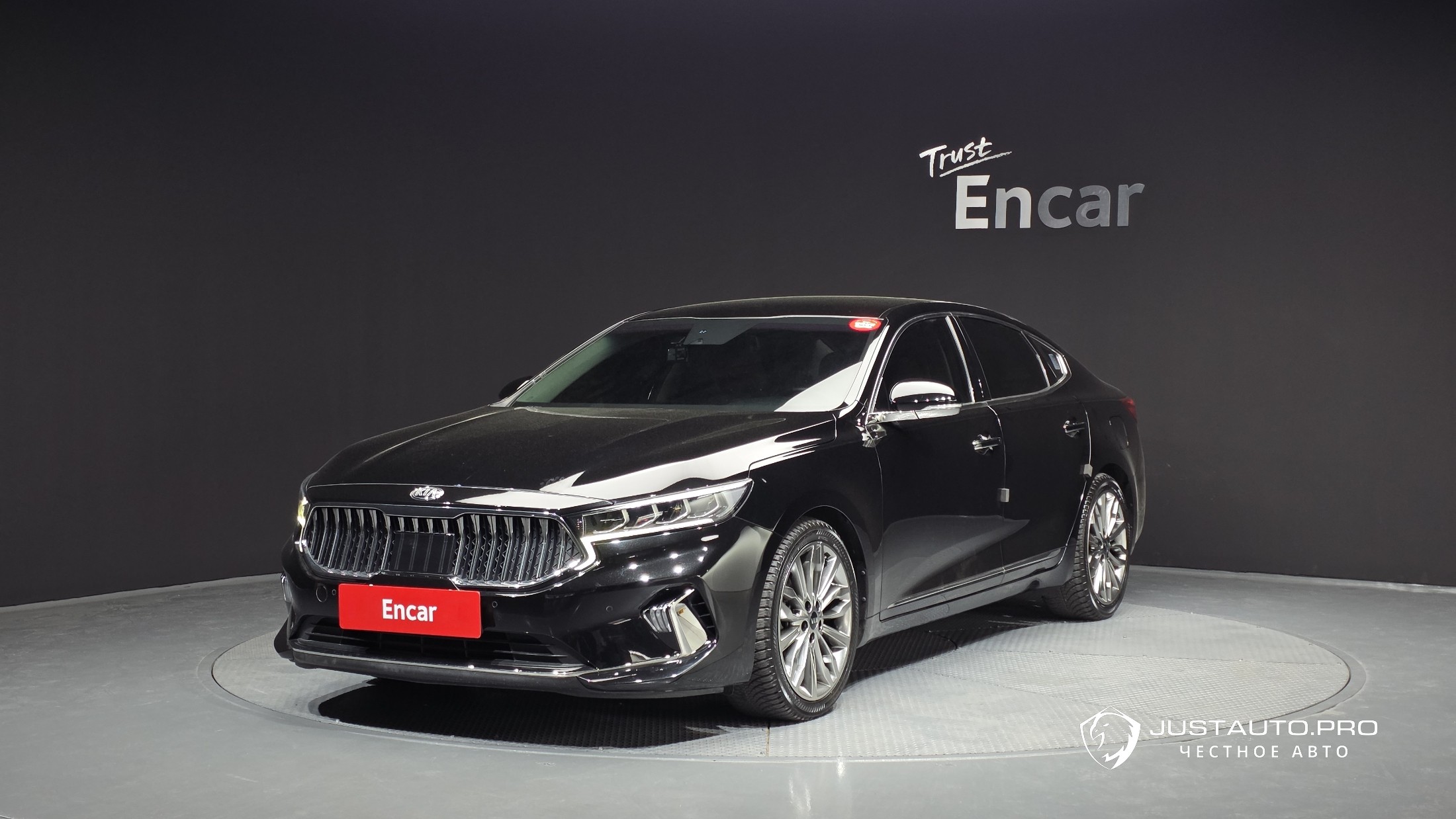 Автомобиль Kia K7