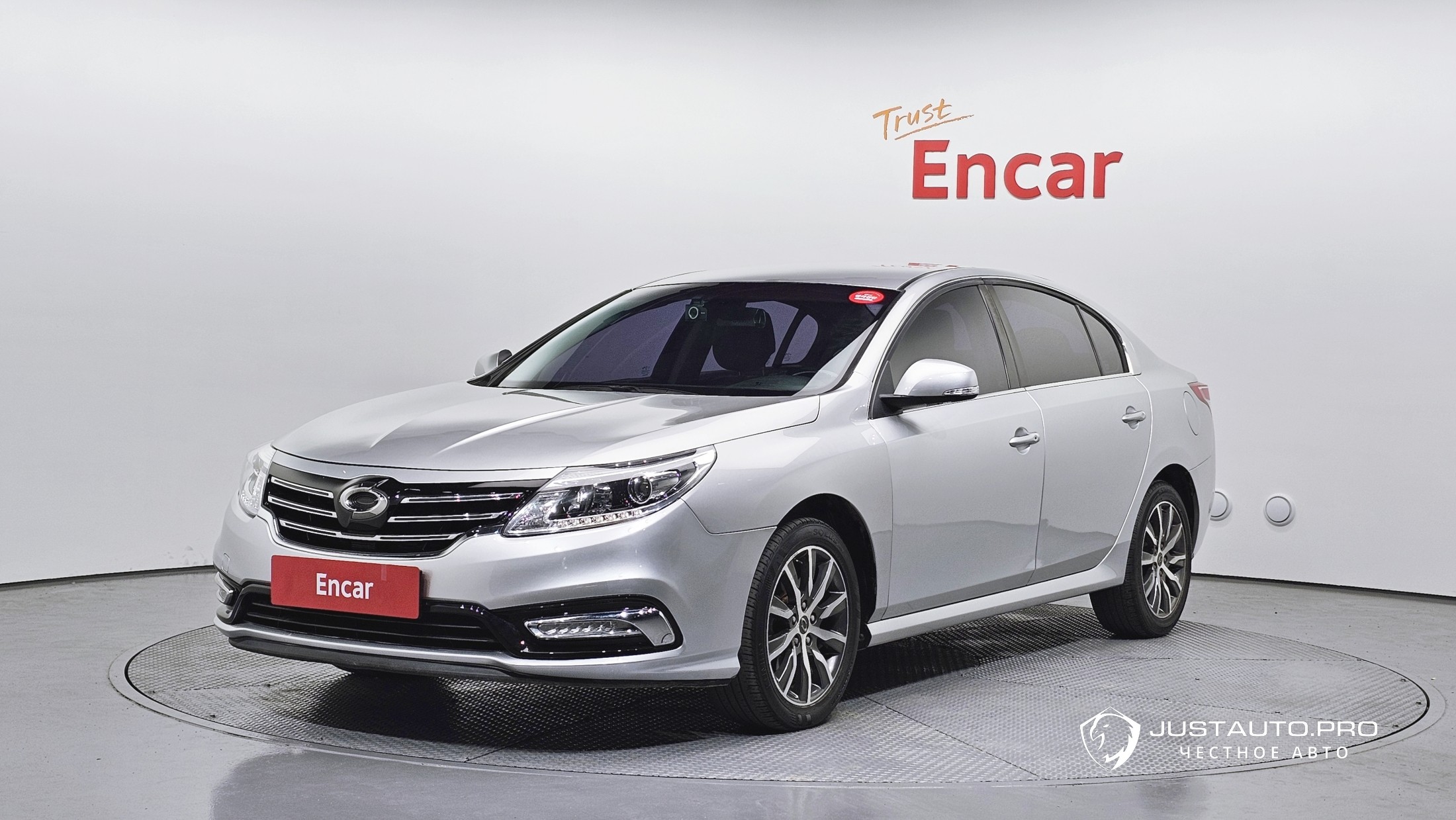 Автомобиль Renault-KoreaSamsung SM5 