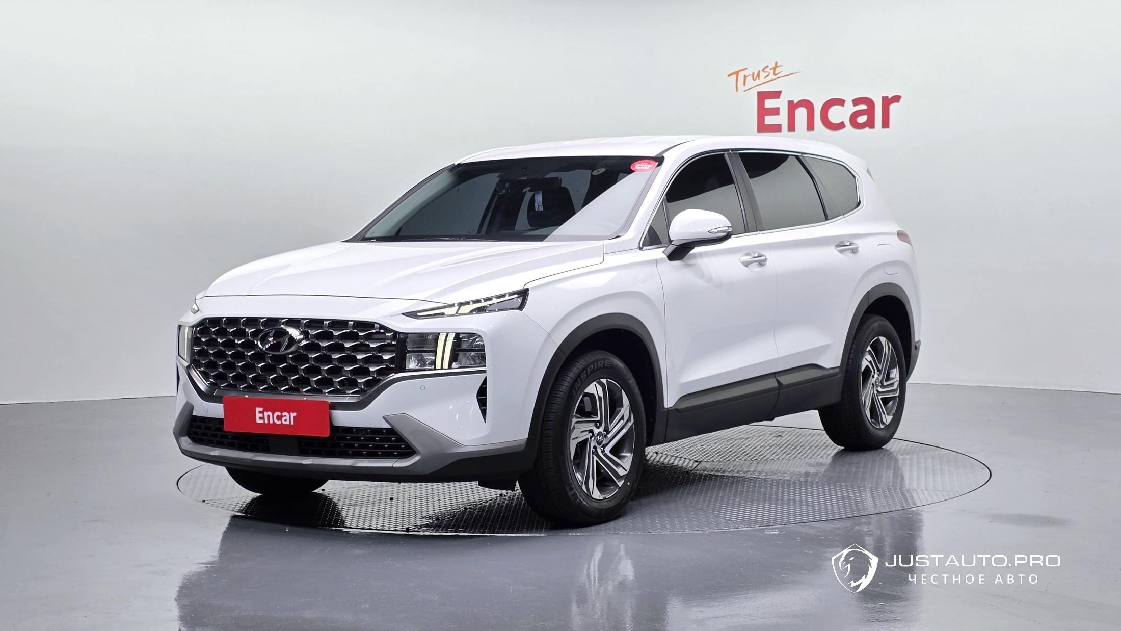 Автомобиль Hyundai Santafe