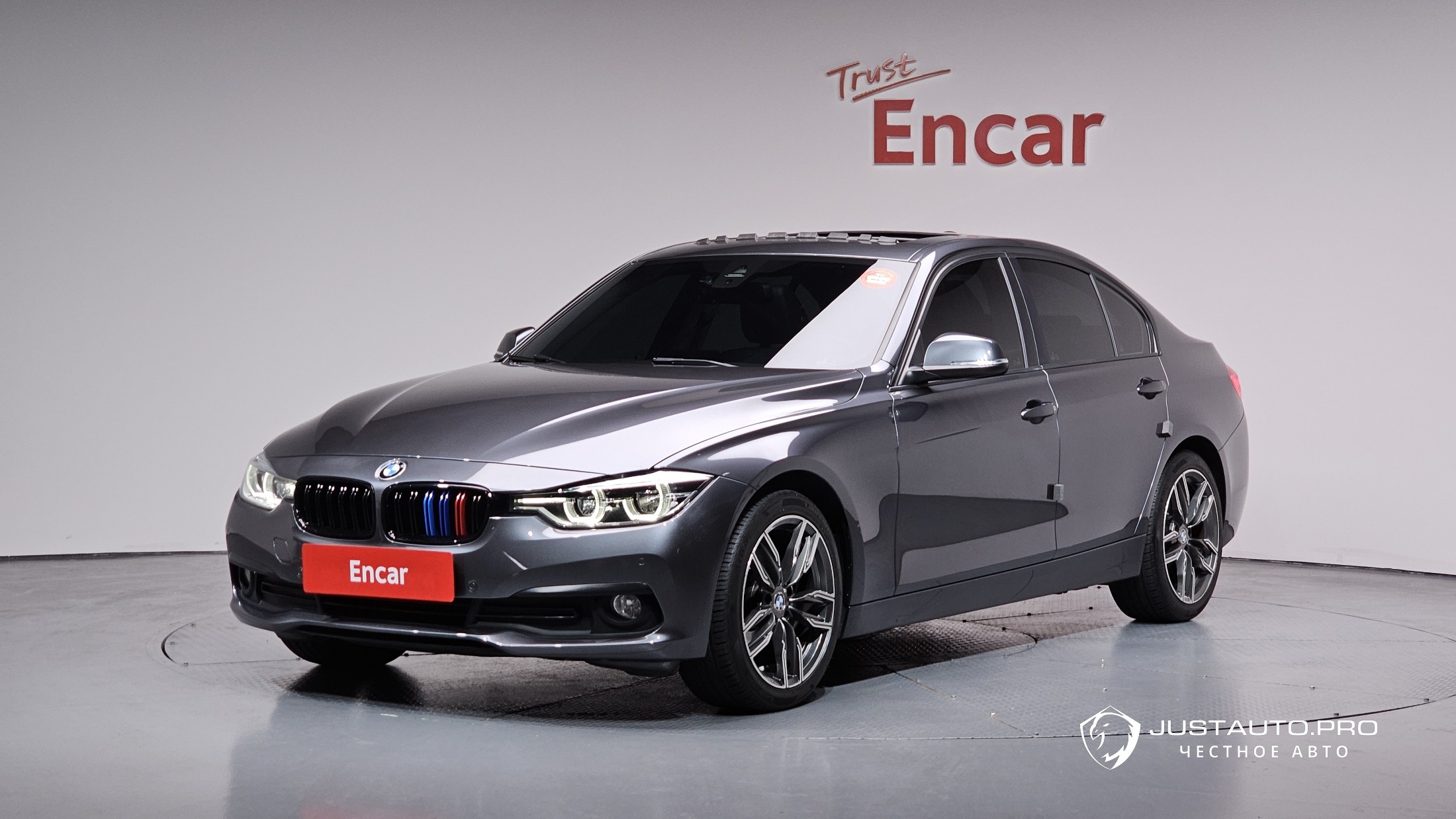 Автомобиль BMW 3-Series