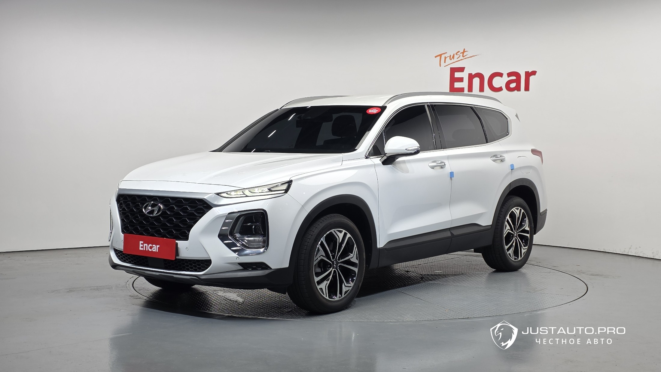 Автомобиль Hyundai Santafe