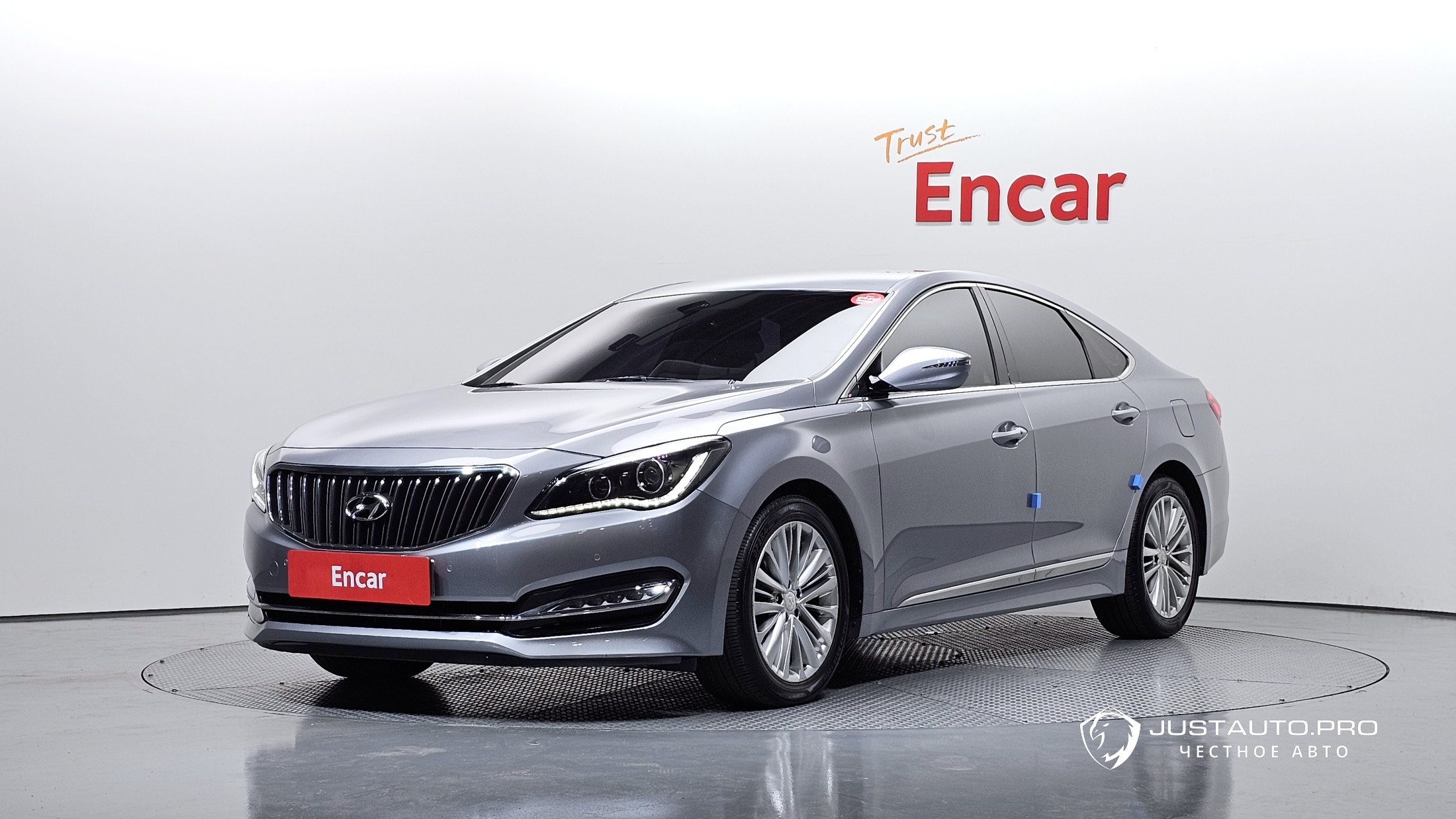 Автомобиль Hyundai Aslan