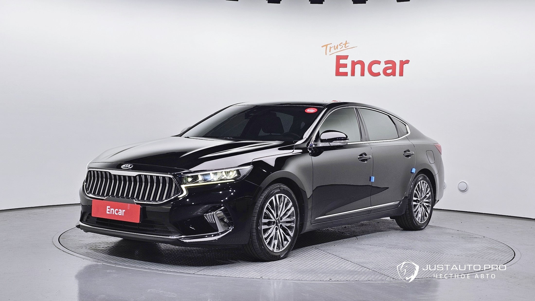 Автомобиль Kia K7